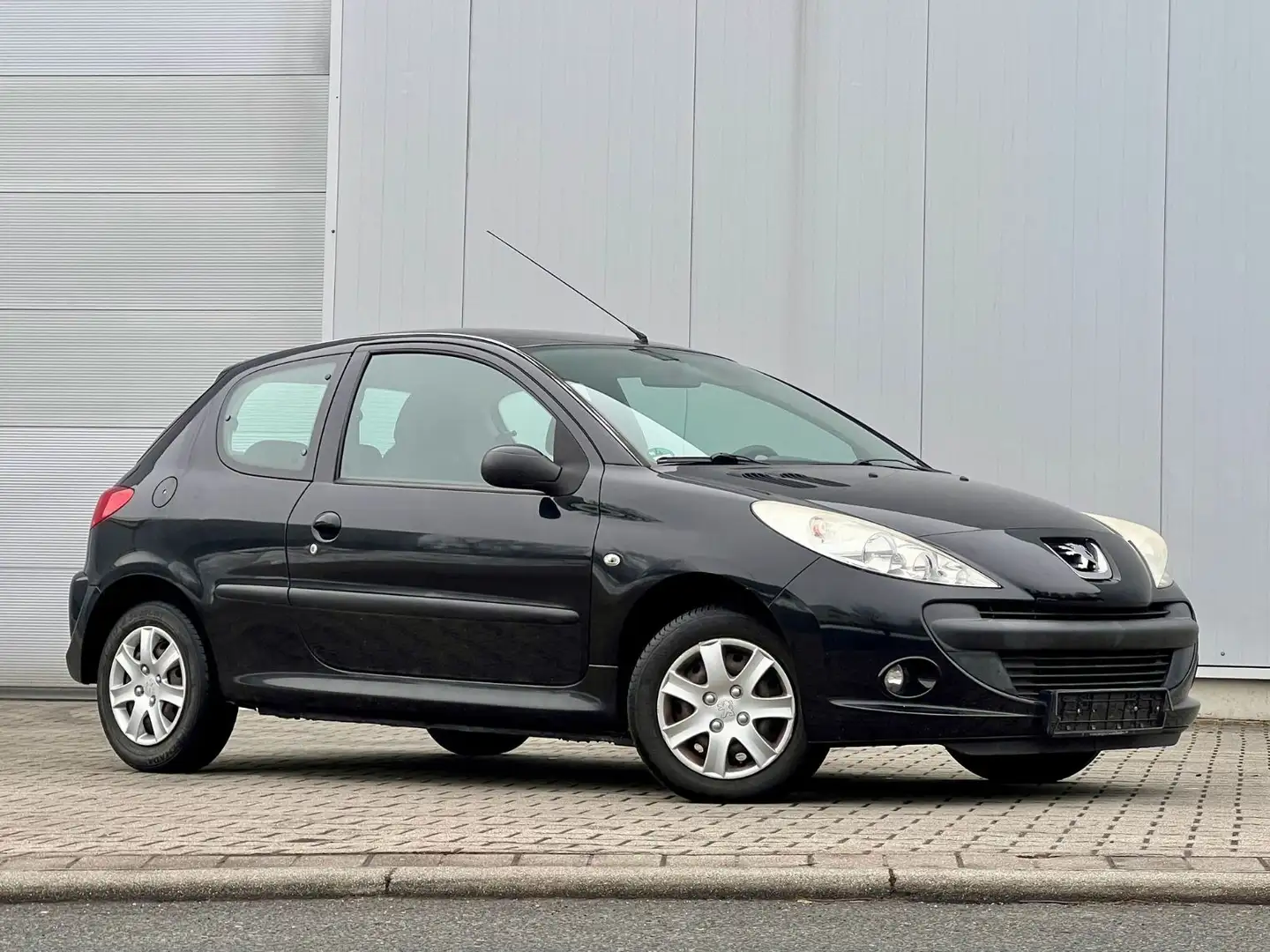Peugeot 206 + Basis Klima Zahnriemen neu Tüv 11/27 Schwarz - 2