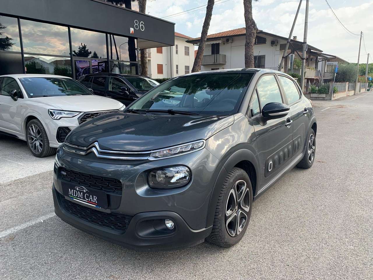 Citroen C3 1.2 Shine 82cv NEOPATENTATI *PROMO FINZ.* *VARI COLORI*