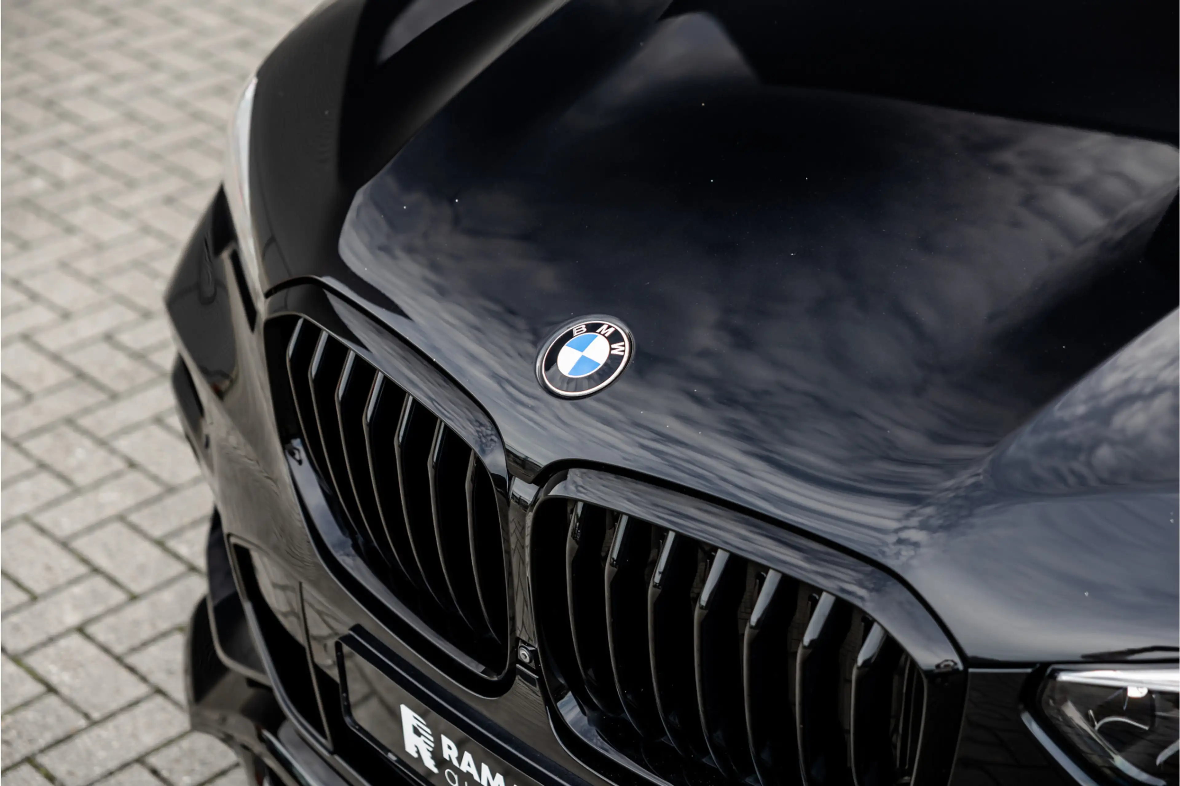 BMW X5 xDrive45e High Executive M-Sport / 22 inch / Co-Pi — photo 36