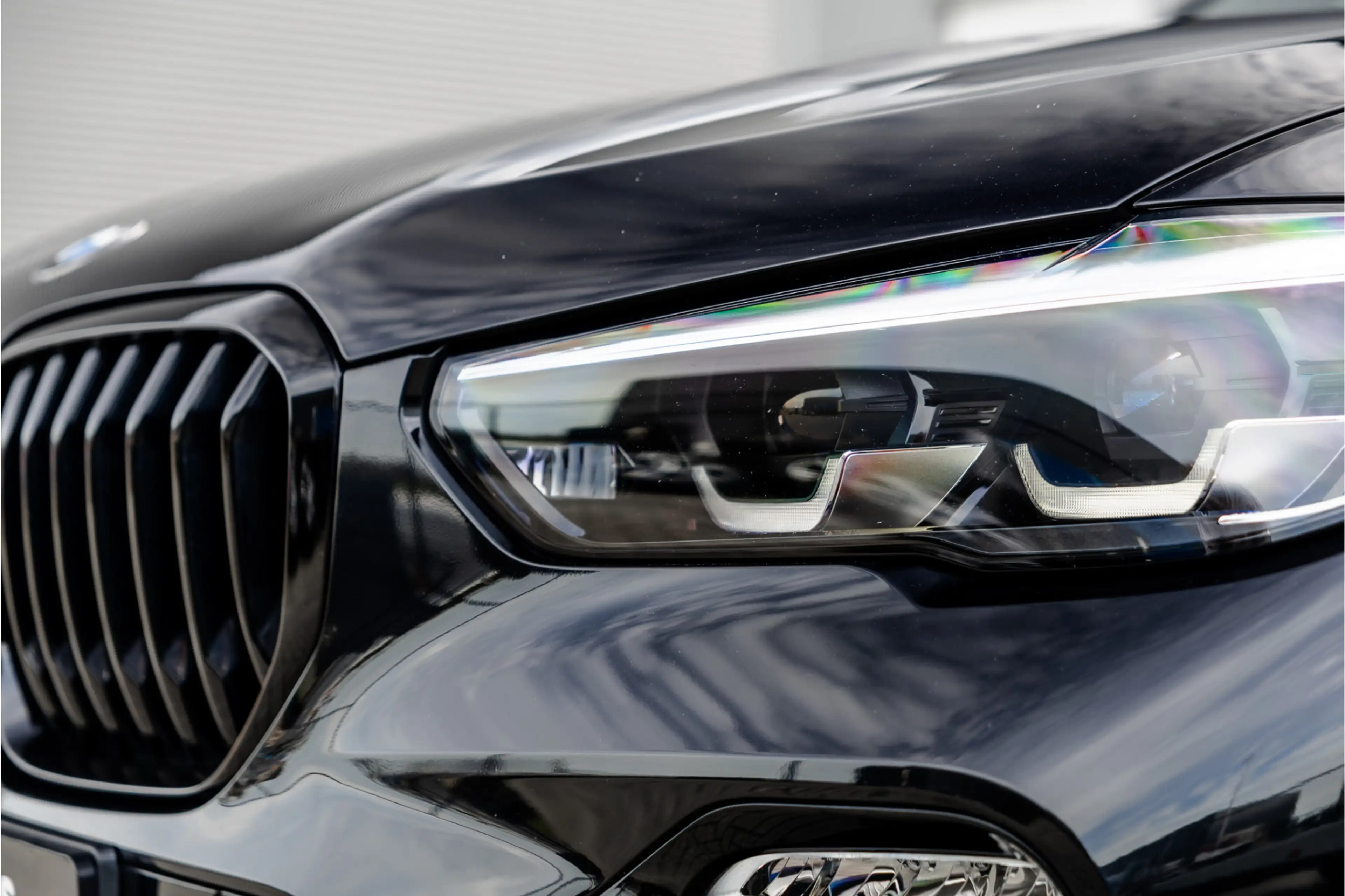 BMW X5 xDrive45e High Executive M-Sport / 22 inch / Co-Pi — photo 33
