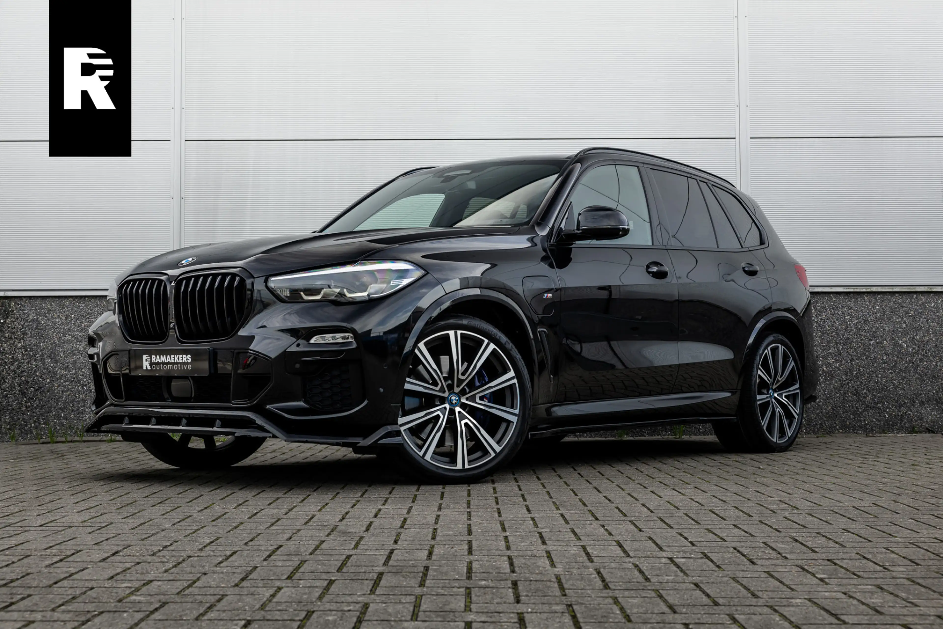 BMW X5 xDrive45e High Executive M-Sport / 22 inch / Co-Pi