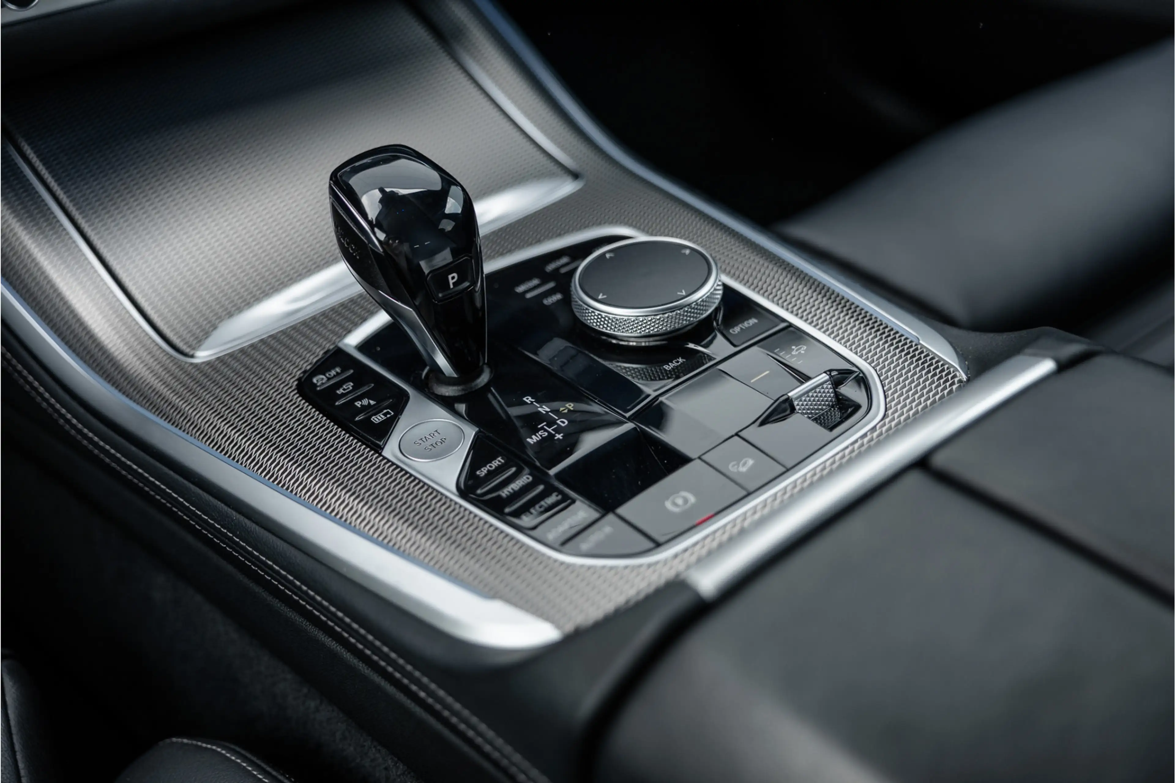 BMW X5 xDrive45e High Executive M-Sport / 22 inch / Co-Pi — photo 22