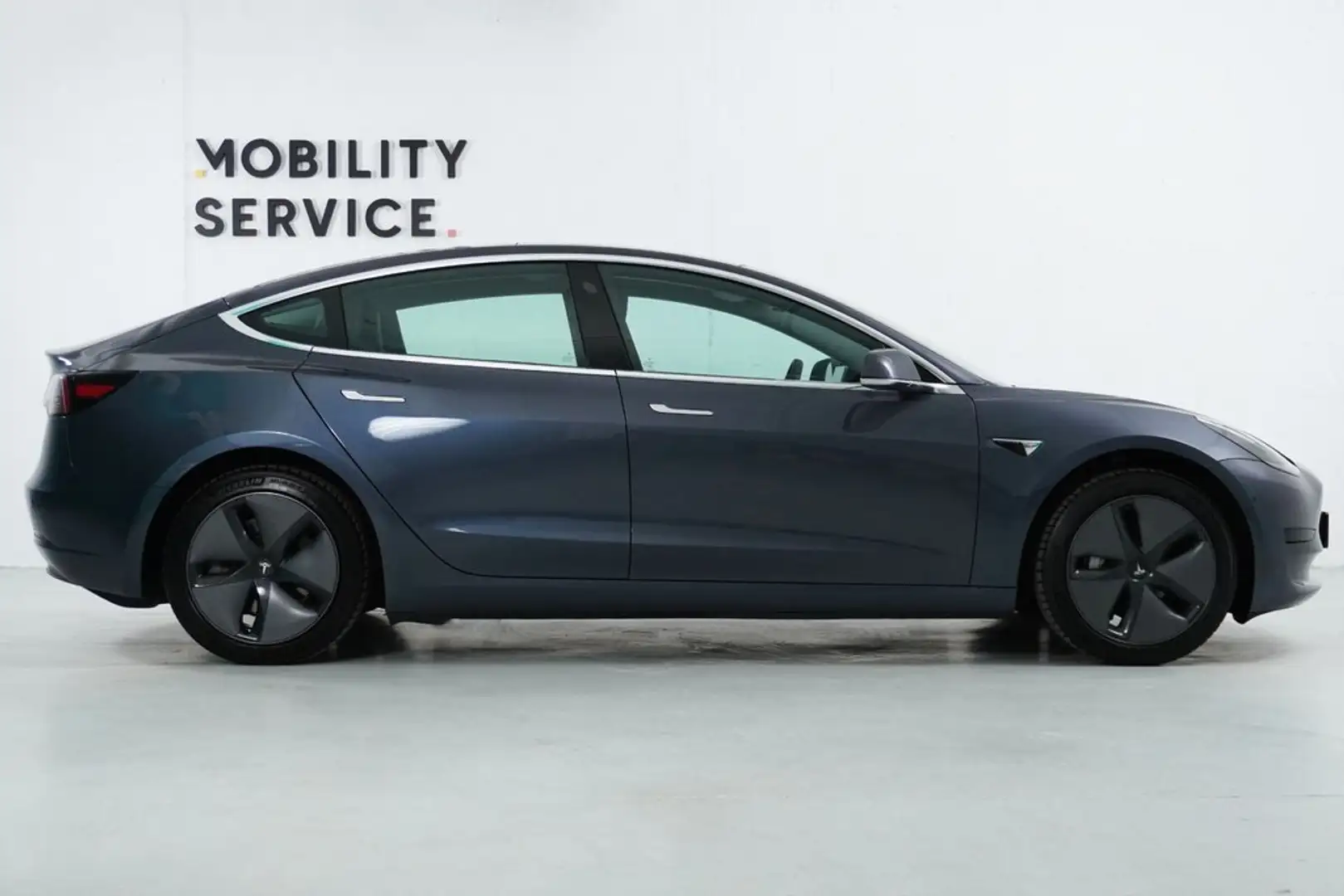 Tesla Model 3 Estándar Plus RWD Gris - 1