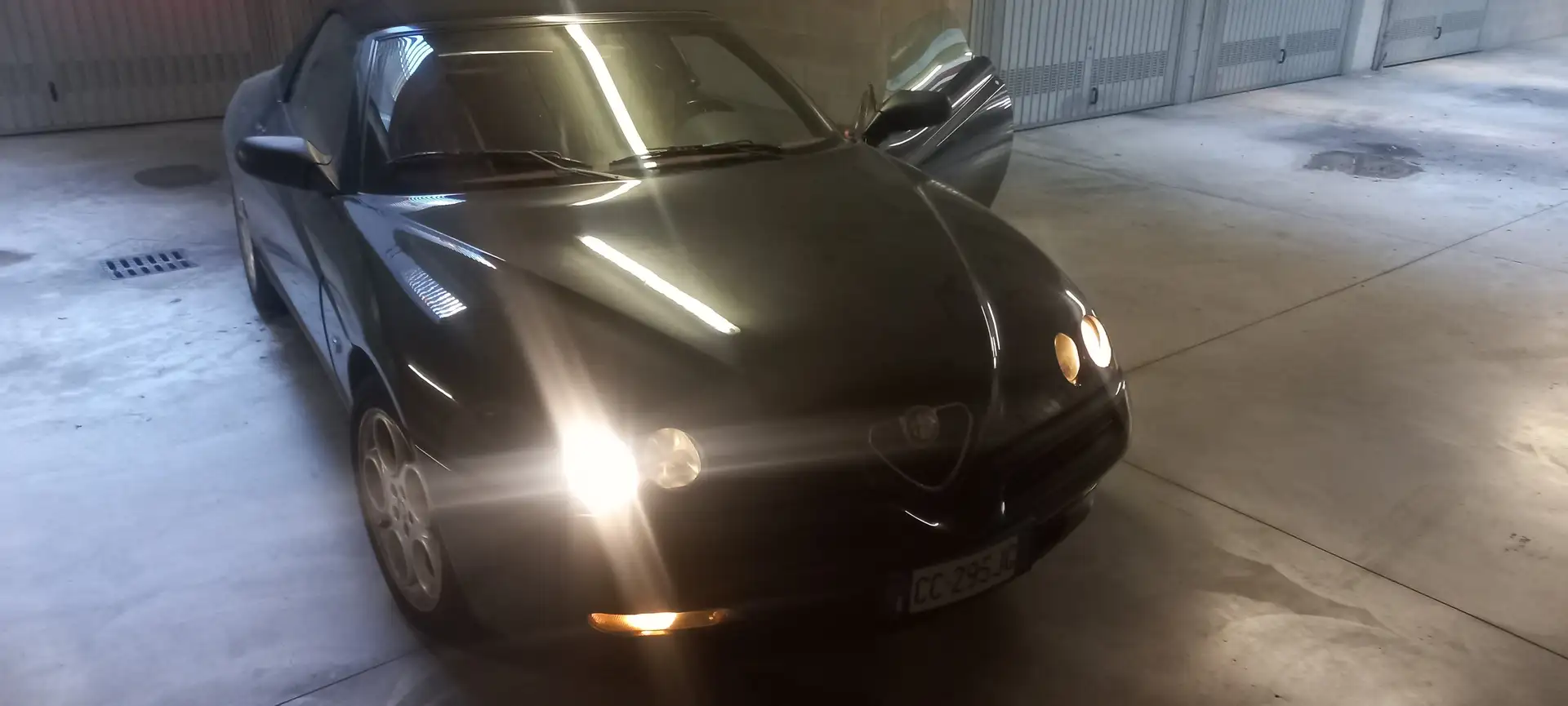 Alfa Romeo Spider 2.0 JTS 16V PININ FARINA Nero - 2