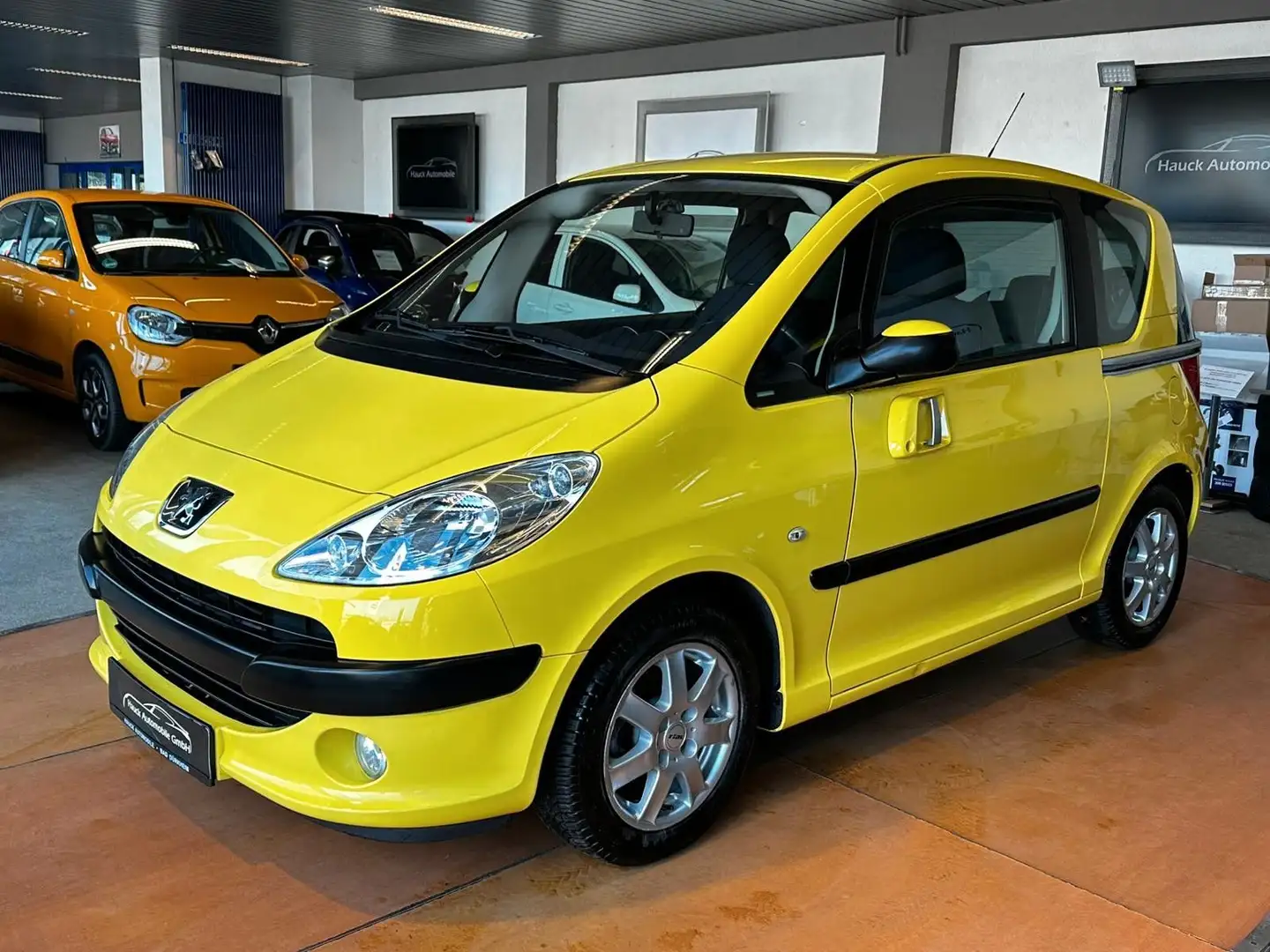 Peugeot 1007 Premium *36-TKM* AUTOMATIK/PDC/KLIMA Gelb - 1