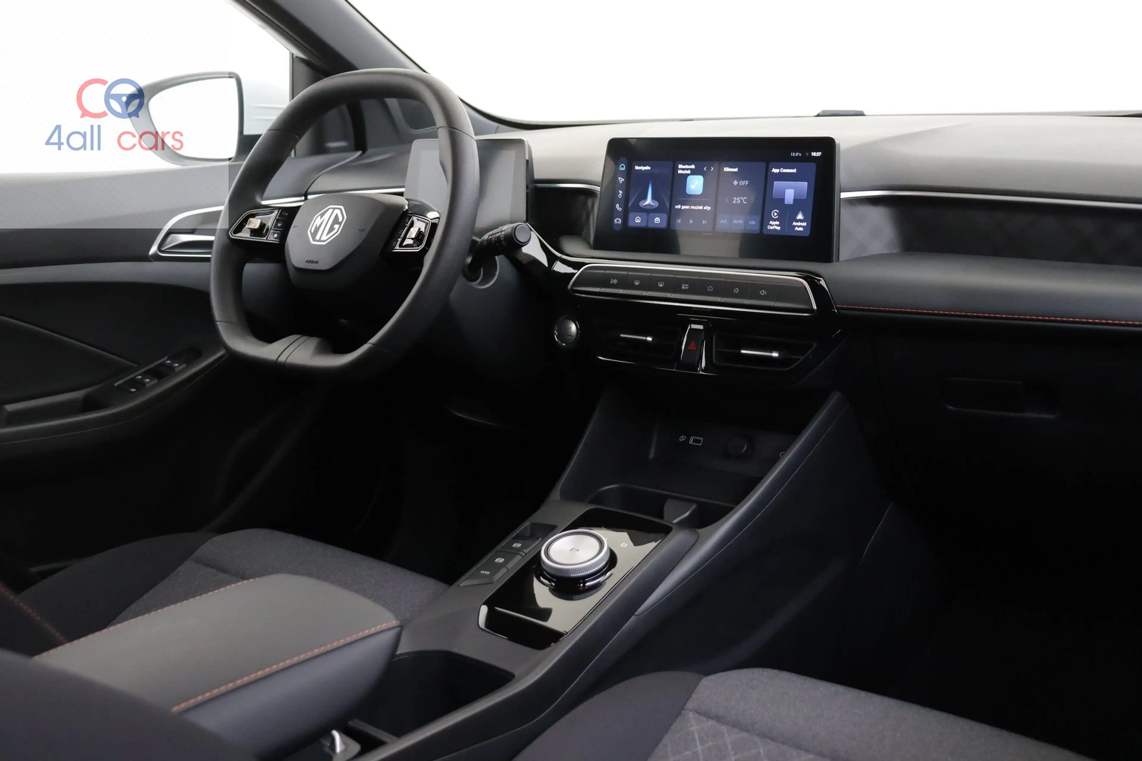 MG MG3 3348 Comfort Hybr+ GAR7j FHEV 194pk GPS CAMv+a PDC ACC 1.5ICE 75kw-194pk S/S — photo 11