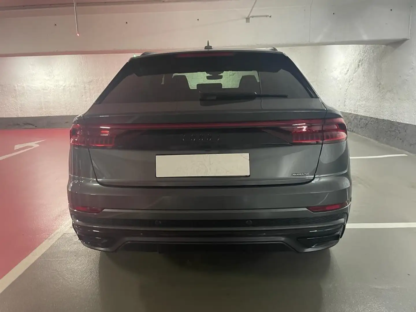 Audi Q8 Q8 55 TFSI e quattro Tiptronic Grau - 2