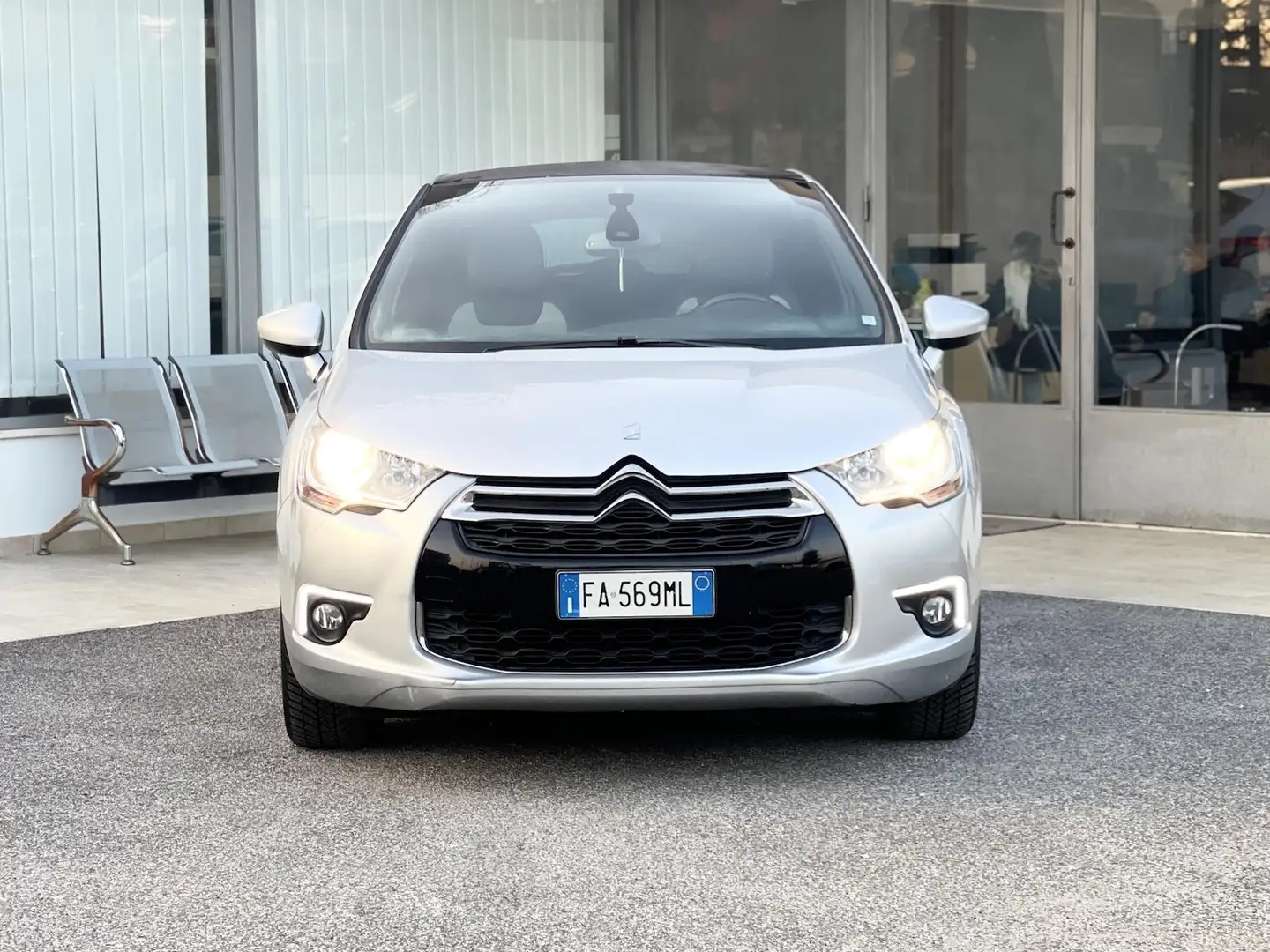 DS Automobiles DS 4 1.6 BlueHDi 120CV Auto. E6 Neo - 2015 Grau - 2