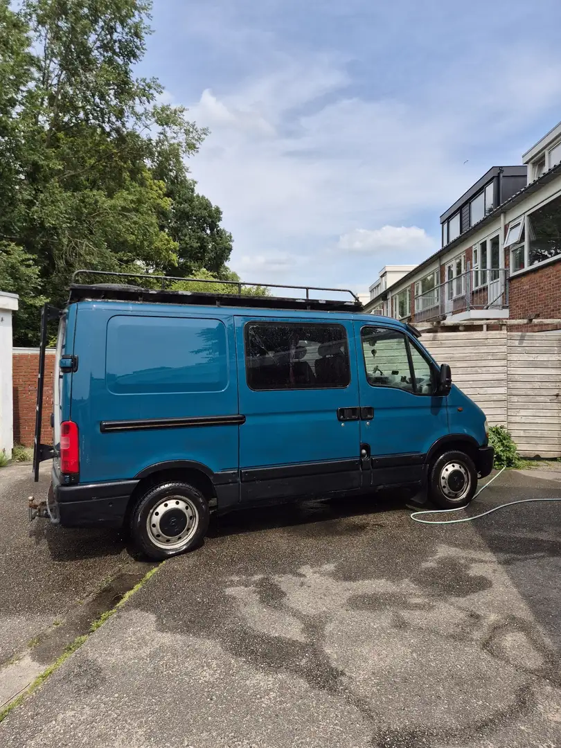 Renault Trafic Master Vert - 2