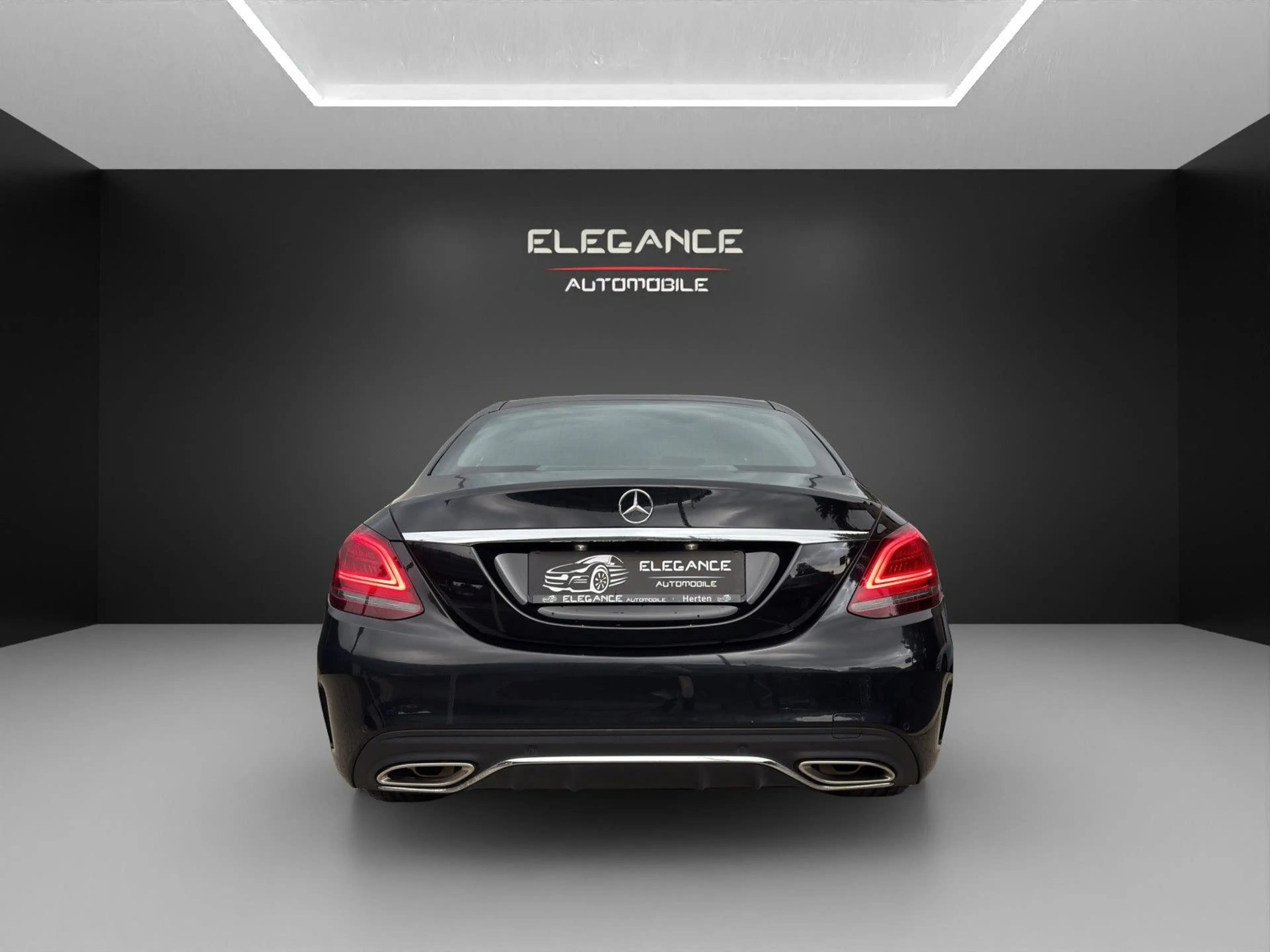 Mercedes-Benz C 180 Lim. CGI AMG Line*Schiebedach*LED*9G-Tron — photo 4