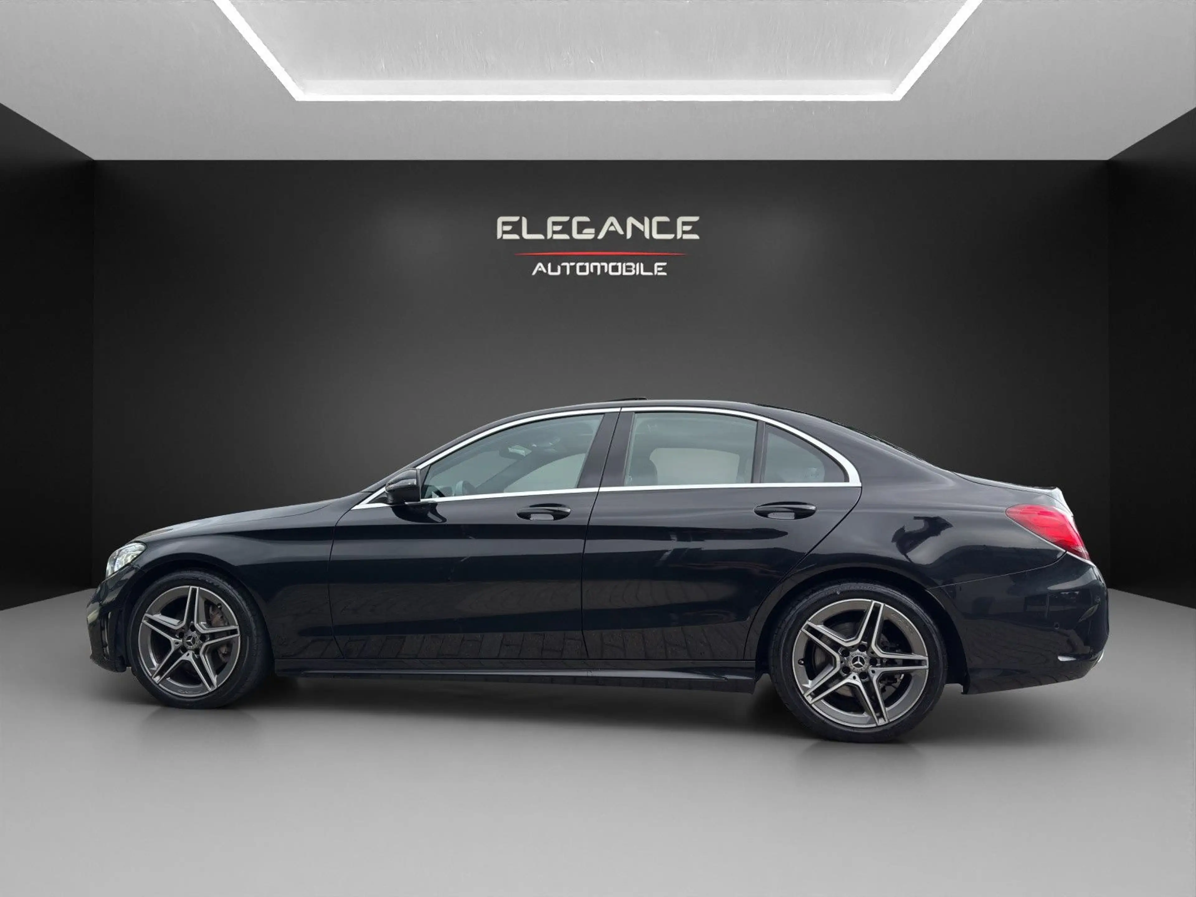 Mercedes-Benz C 180 Lim. CGI AMG Line*Schiebedach*LED*9G-Tron — photo 2