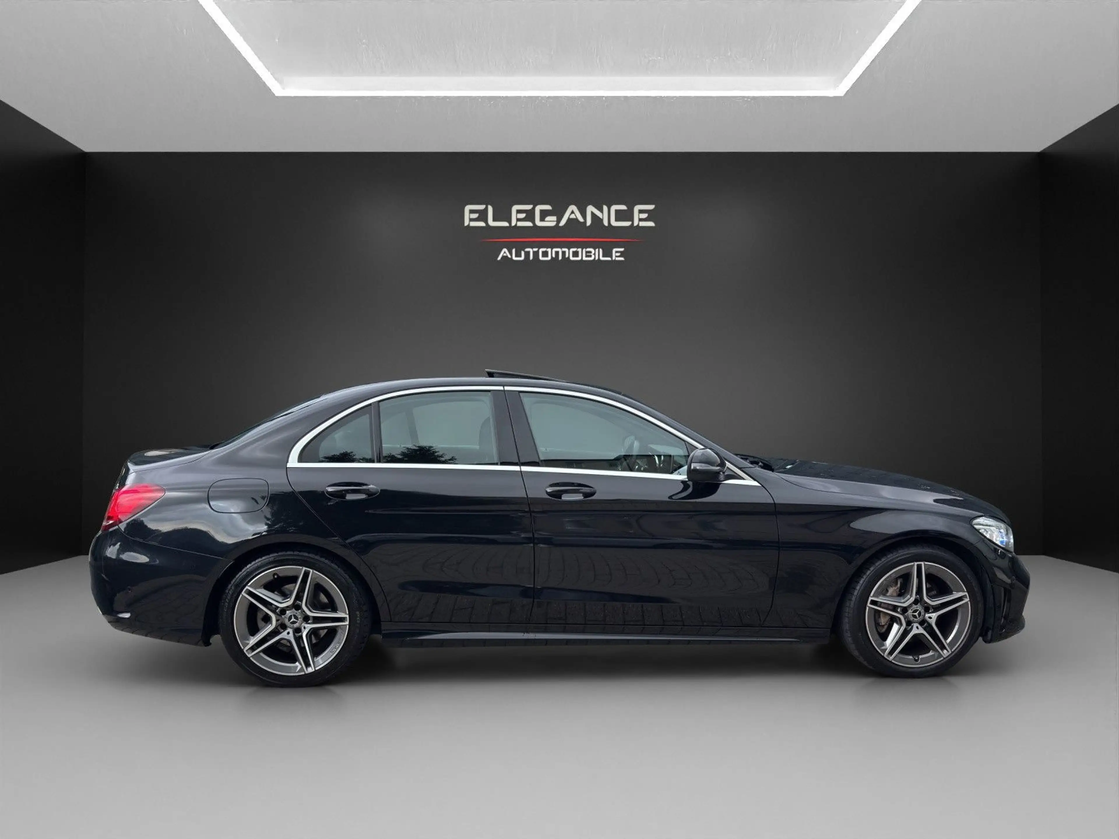 Mercedes-Benz C 180 Lim. CGI AMG Line*Schiebedach*LED*9G-Tron — photo 6