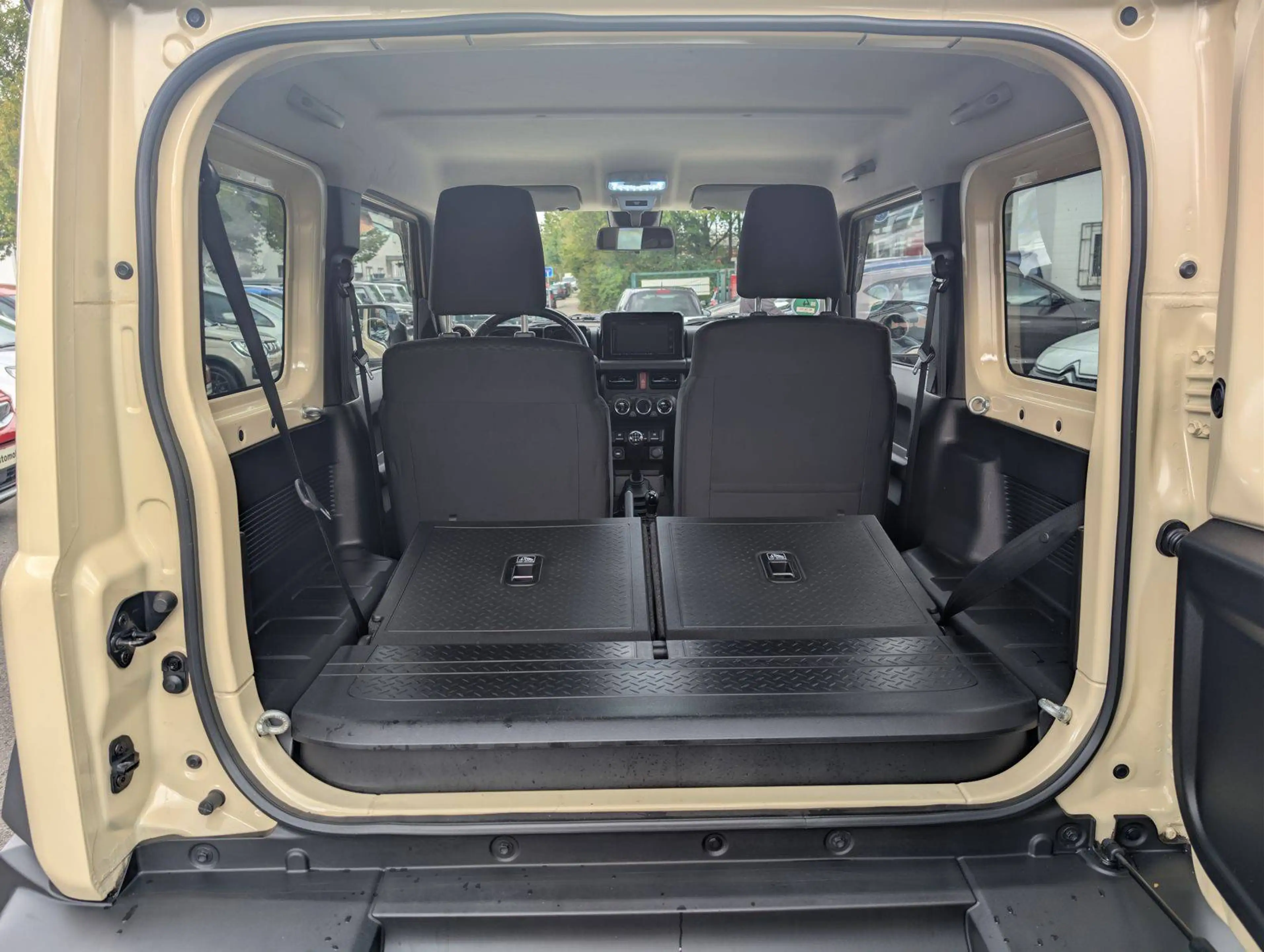 Suzuki Jimny Comfort+ AllGrip Navi/Alufelgen/Höherlegung — photo 10