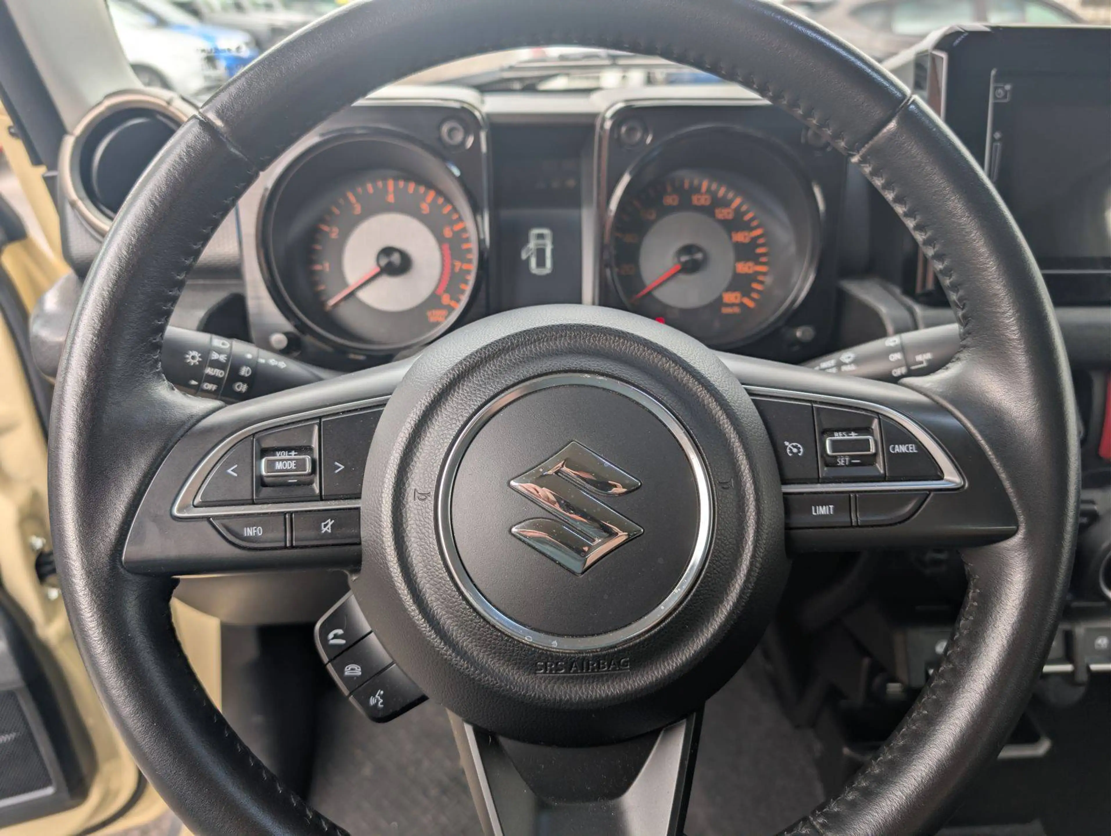 Suzuki Jimny Comfort+ AllGrip Navi/Alufelgen/Höherlegung — photo 13