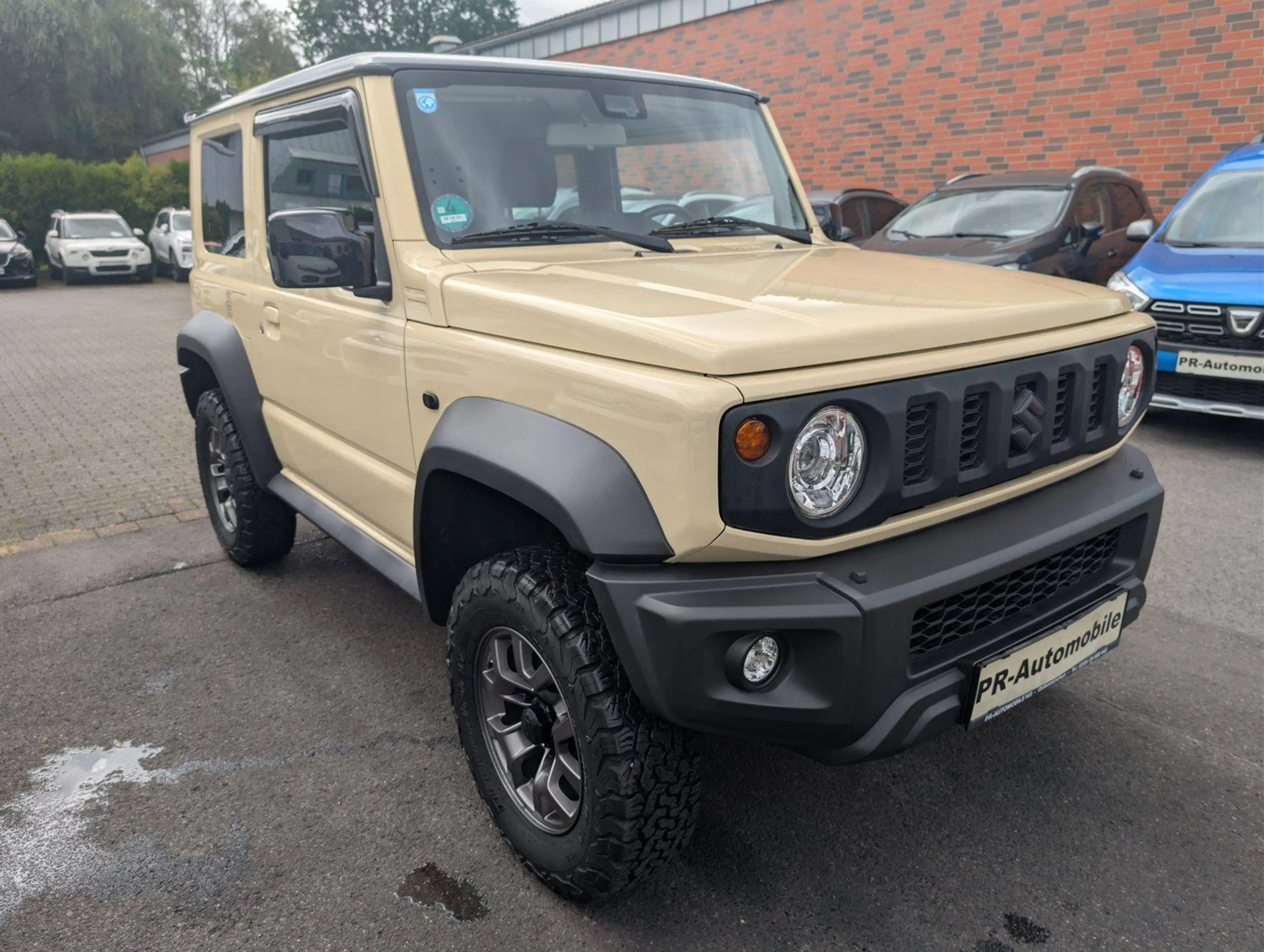 Suzuki Jimny Comfort+ AllGrip Navi/Alufelgen/Höherlegung — photo 3