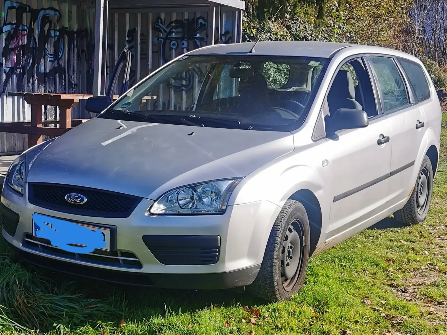Ford Focus Focus+Traveller+Ghia+1,6+Ti-VCT+Ghia Silber - 2