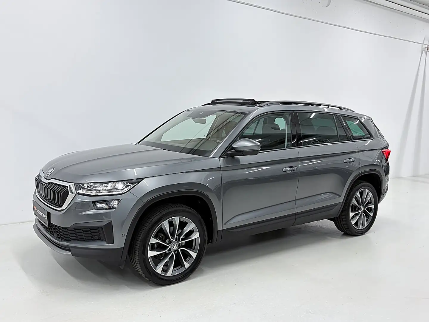 Skoda Kodiaq 2,0 TDI SCR 4x4 DSG Matrix AHK Panorama Canton ... Grau - 2