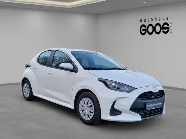 Toyota Yaris view 7