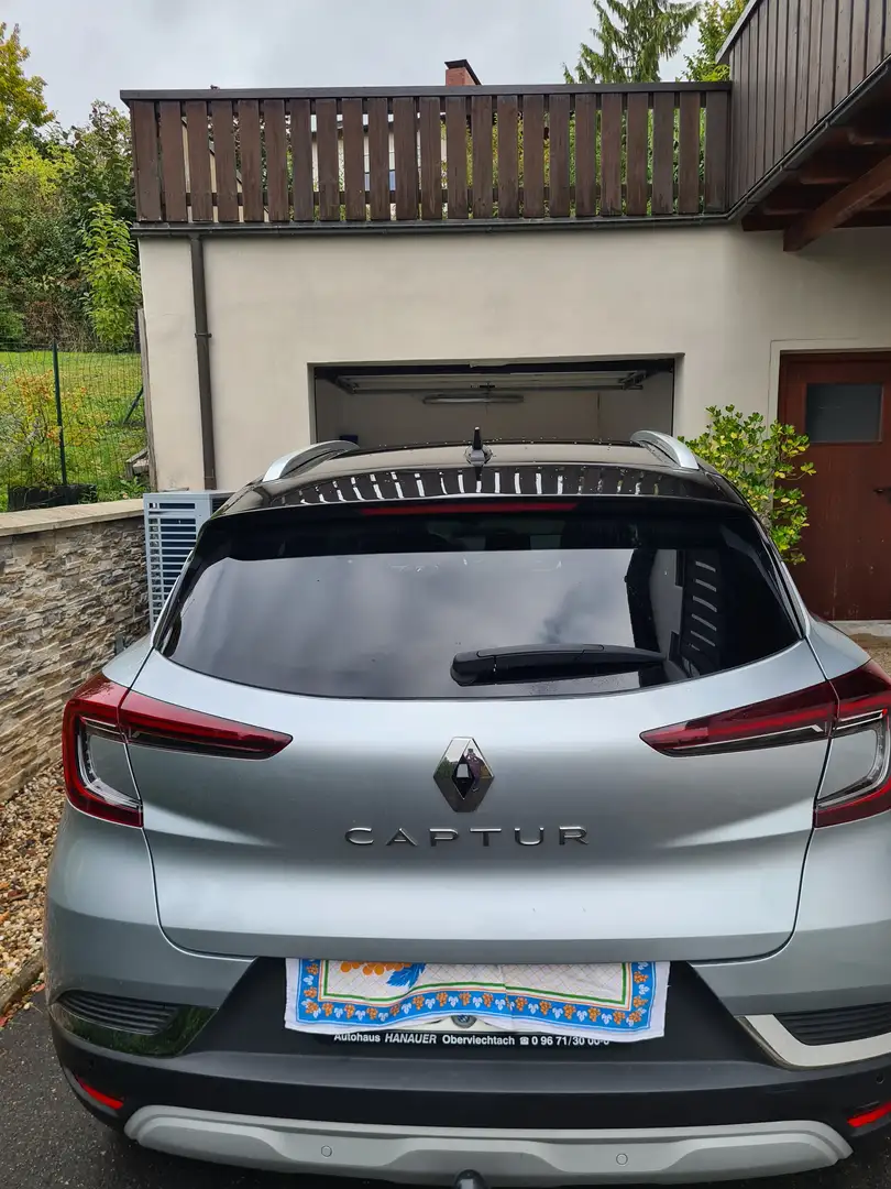Renault Captur Captur TCe 140 EDC GPF R.S. LINE Grau - 2