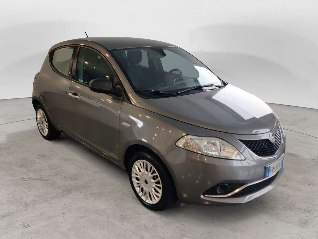Lancia Ypsilon Ypsilon 1.2 69 CV 5 porte Silver
