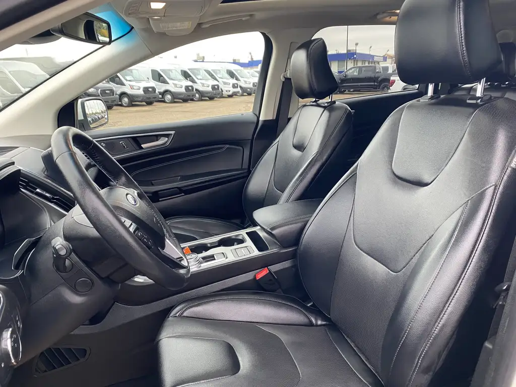 2022 Ford Edge Titanium | Panoramic Roof | Remote start | Rear Ca — photo 7
