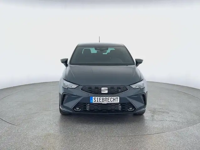 SEAT Ibiza view 2