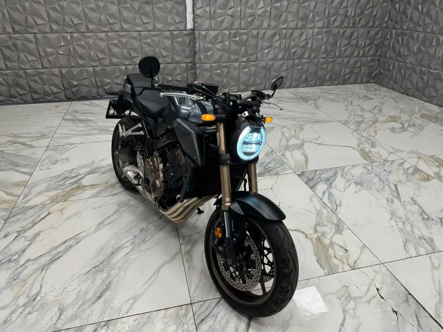 Honda CB 650 R * Voll Fahrbereit * Gris - 1