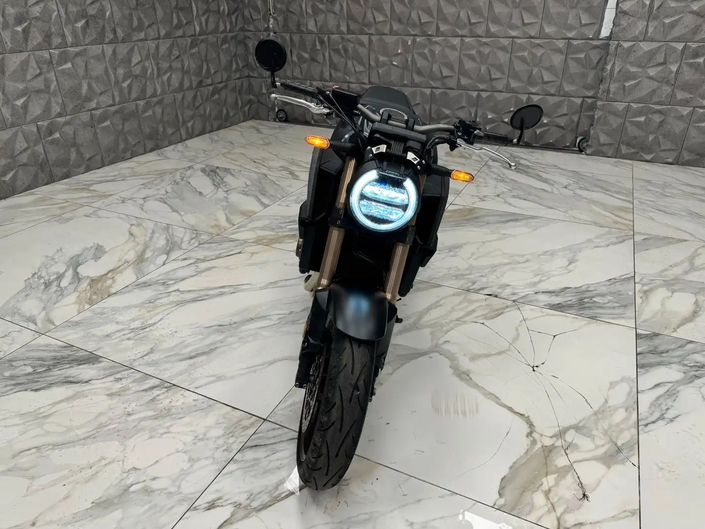 Honda CB 650 R * Voll Fahrbereit * Gris - 2