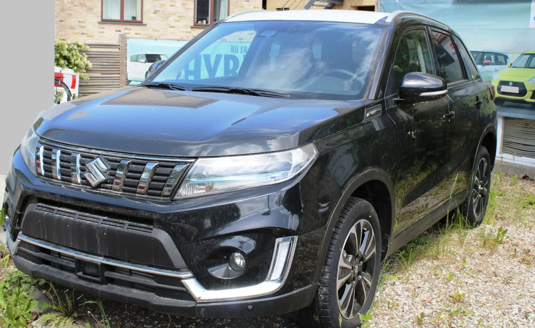 Suzuki Vitara 1.4 BOOSTERJET Hybrid Comfort+ Plus Schwarz - 1