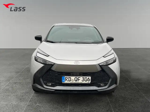 Toyota C-HR view 9