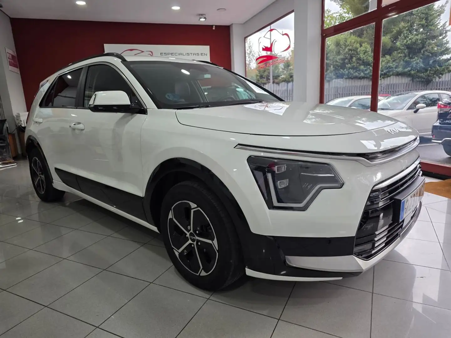 Kia Niro 1.6 HEV Drive Blanco - 1