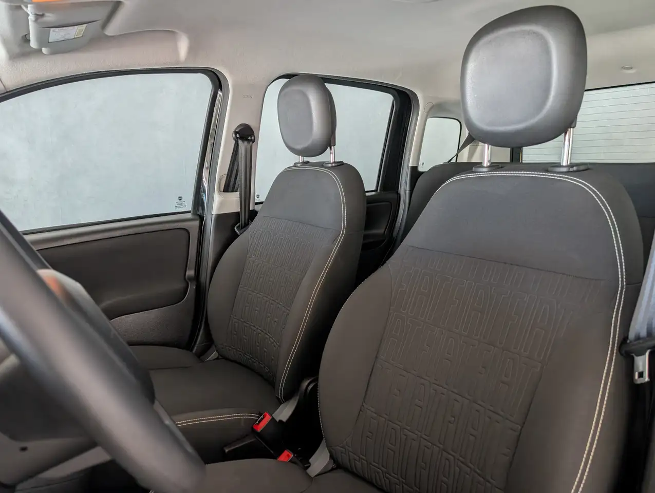 Fiat Panda 1.0 HYBRID 70CV 6