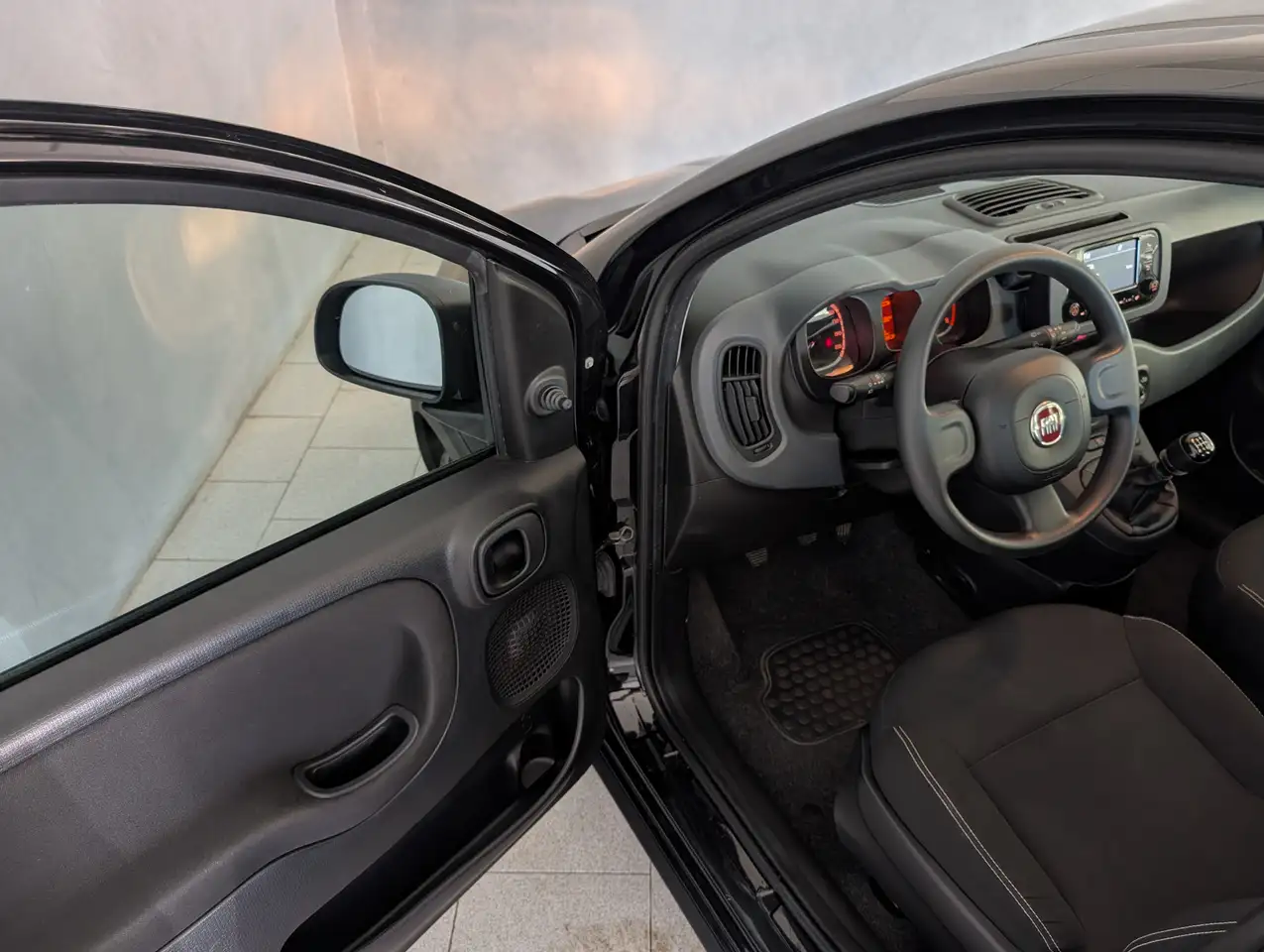 Fiat Panda 1.0 HYBRID 70CV 17