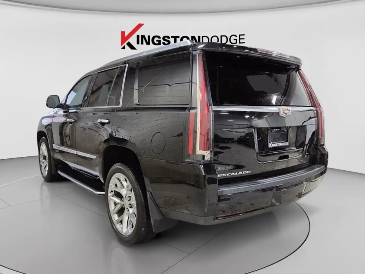 Cadillac Escalade снимка Cadillac Escalade