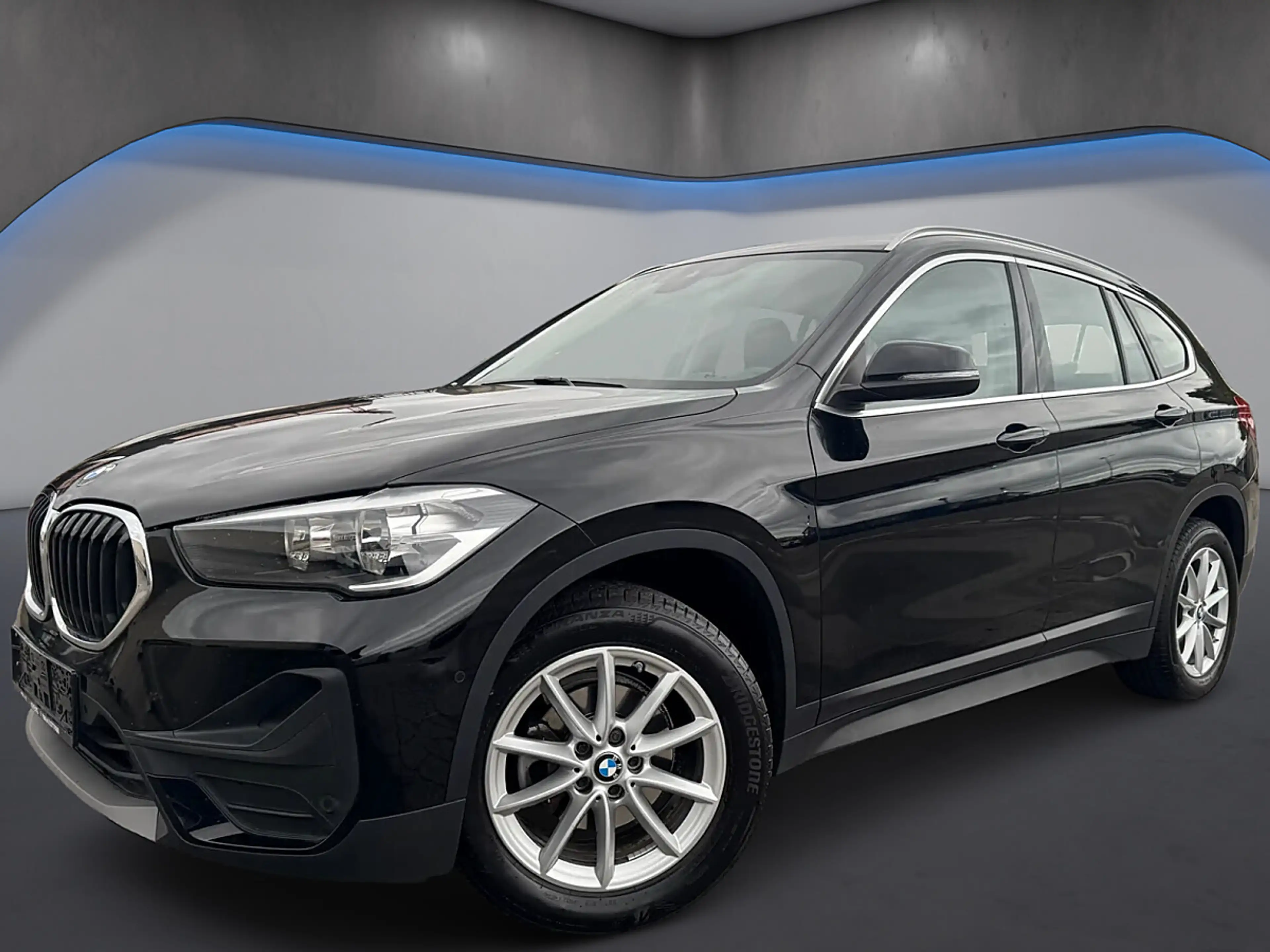BMW X1 sDrive16d Aut.*Sportsitze*HeadUp*Kamera*Sitzh.* — photo 2