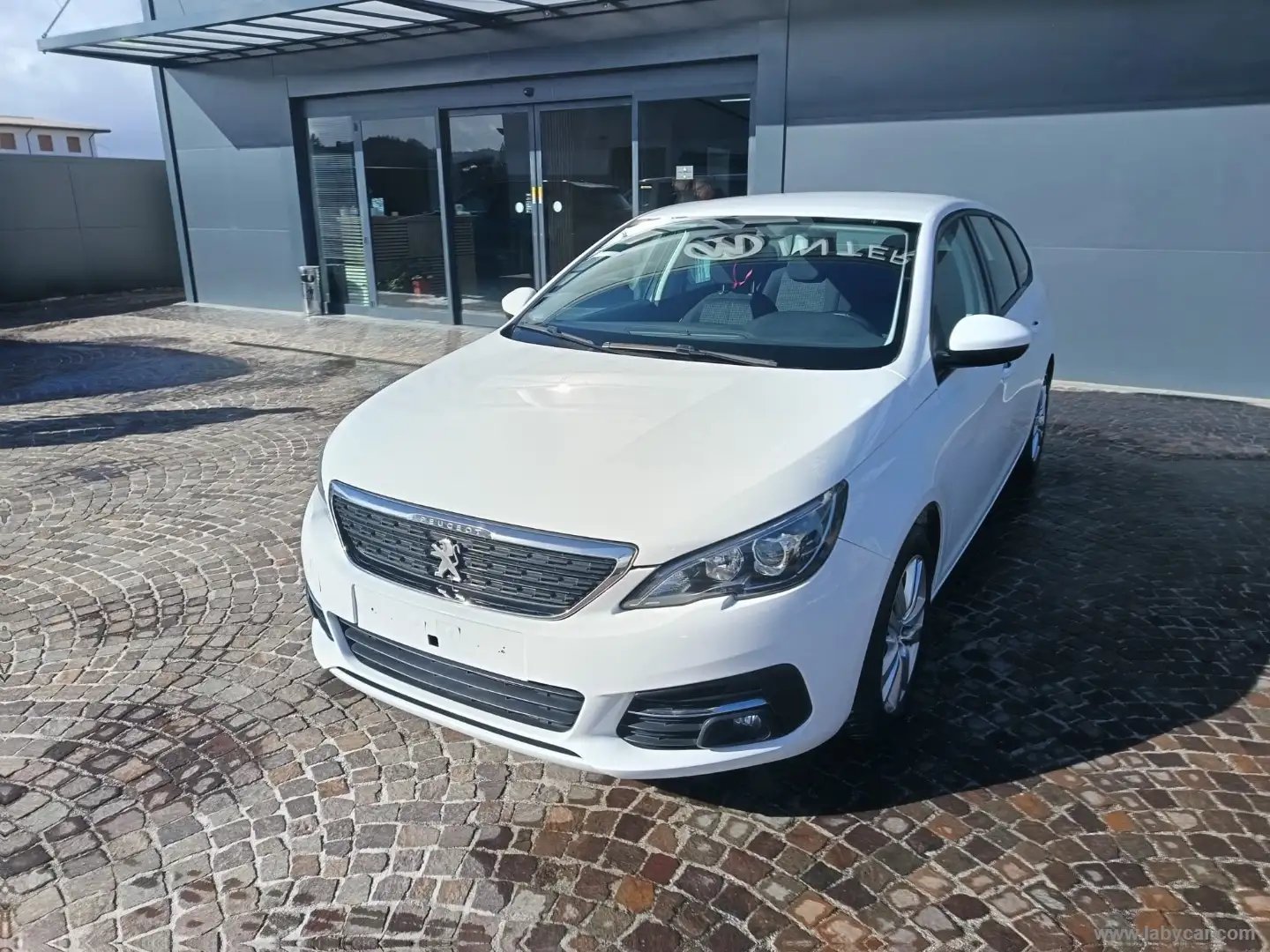Peugeot 308 PureTech Turbo 110 S&S SW Act. Pack Weiß - 1