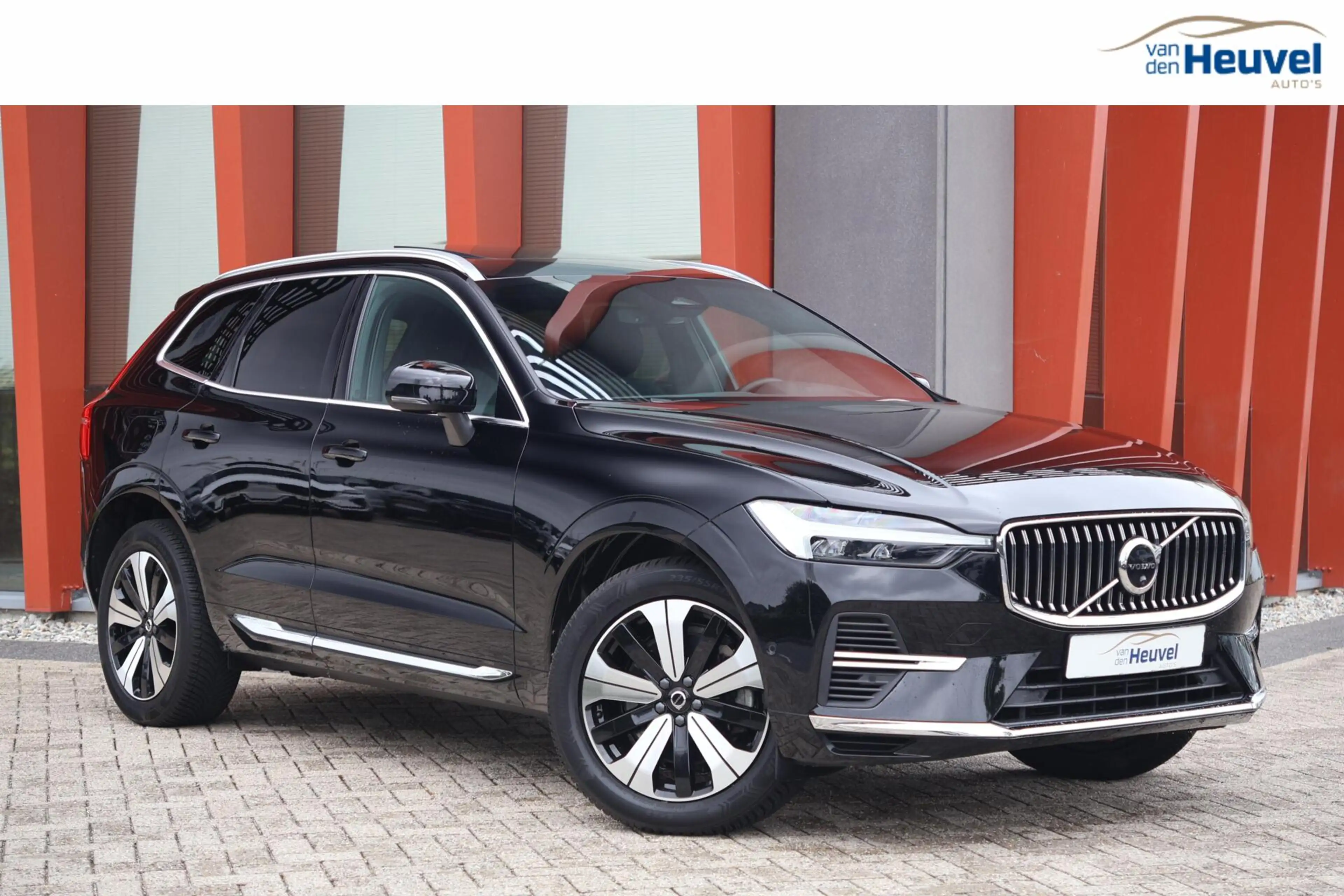 Volvo XC60 T6 Recharge AWD Plus Bright | Stoelverwarming | Tr