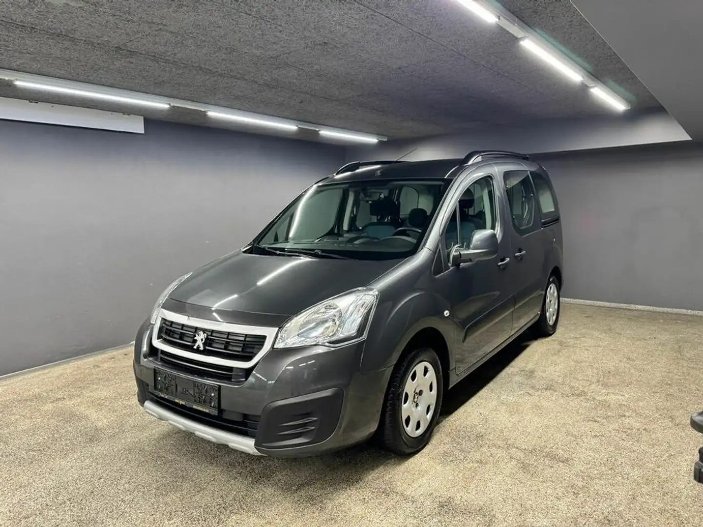 Peugeot Partner Tepee STANDHZ*TEMPOMAT*KLIMA*MFL*EFH*EL.SP Grau - 1
