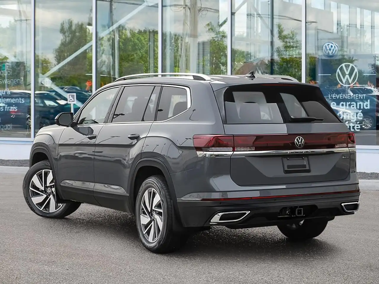 Volkswagen Atlas снимка Volkswagen Atlas