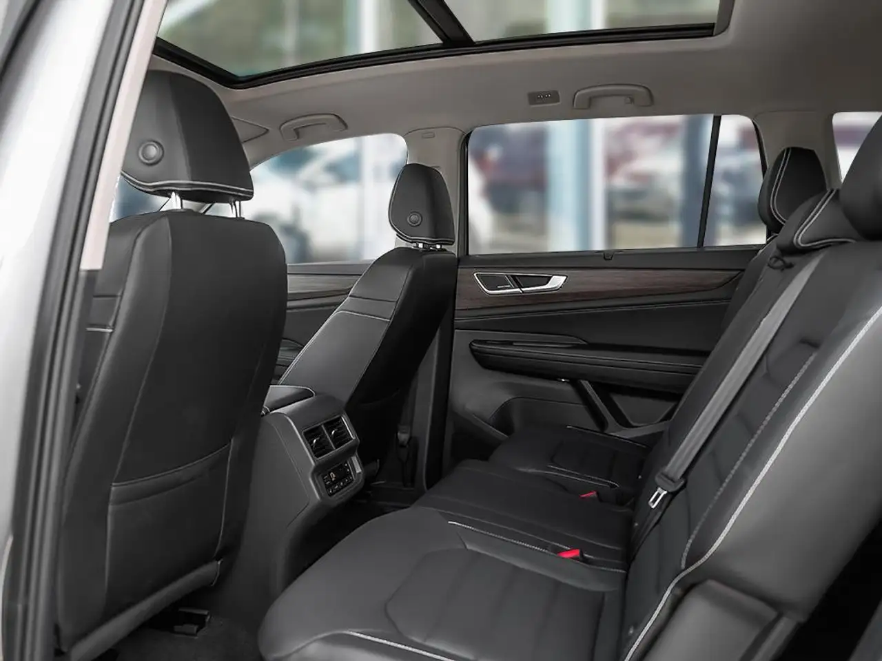 Volkswagen Atlas снимка Volkswagen Atlas
