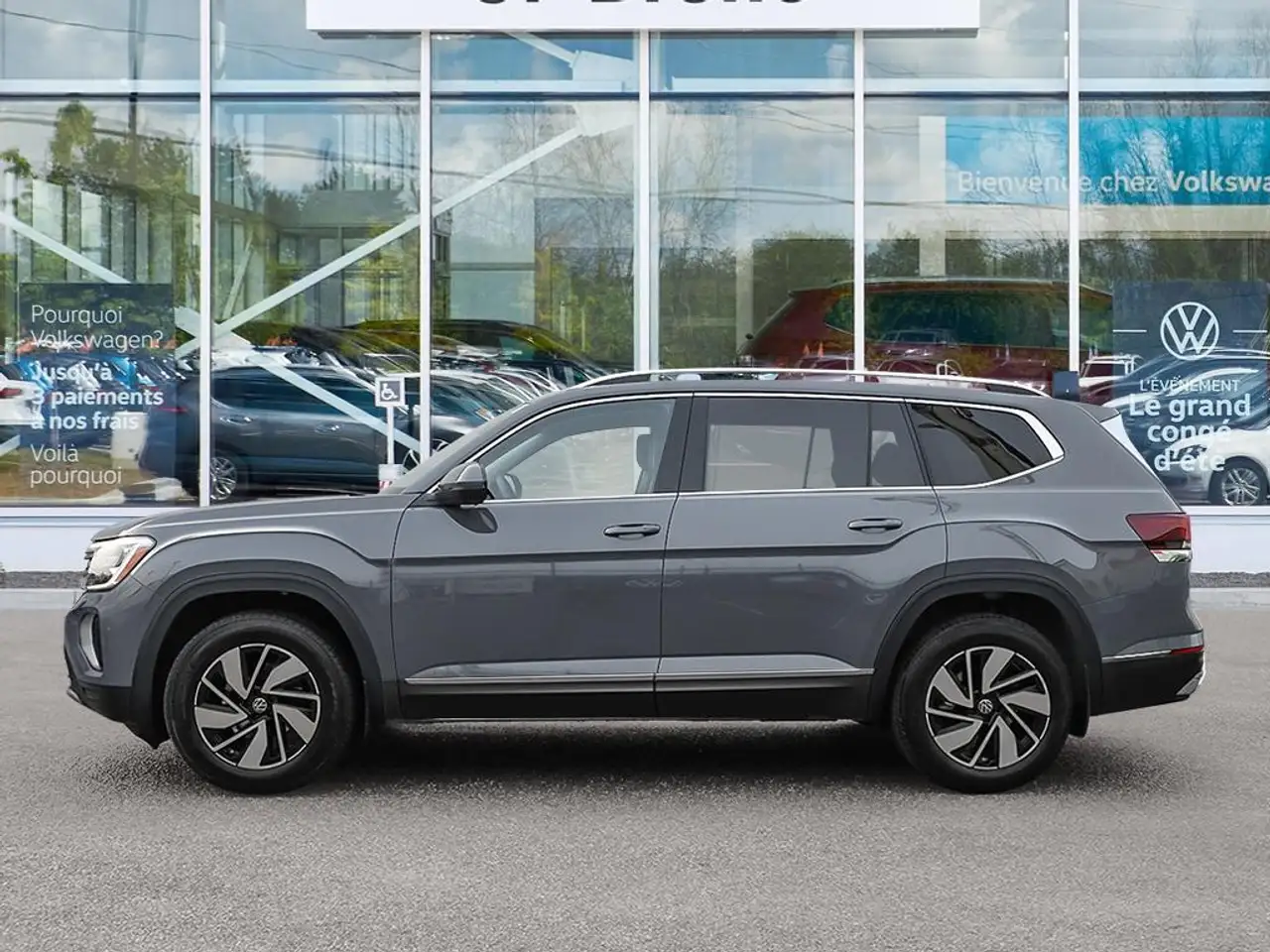 Volkswagen Atlas снимка Volkswagen Atlas