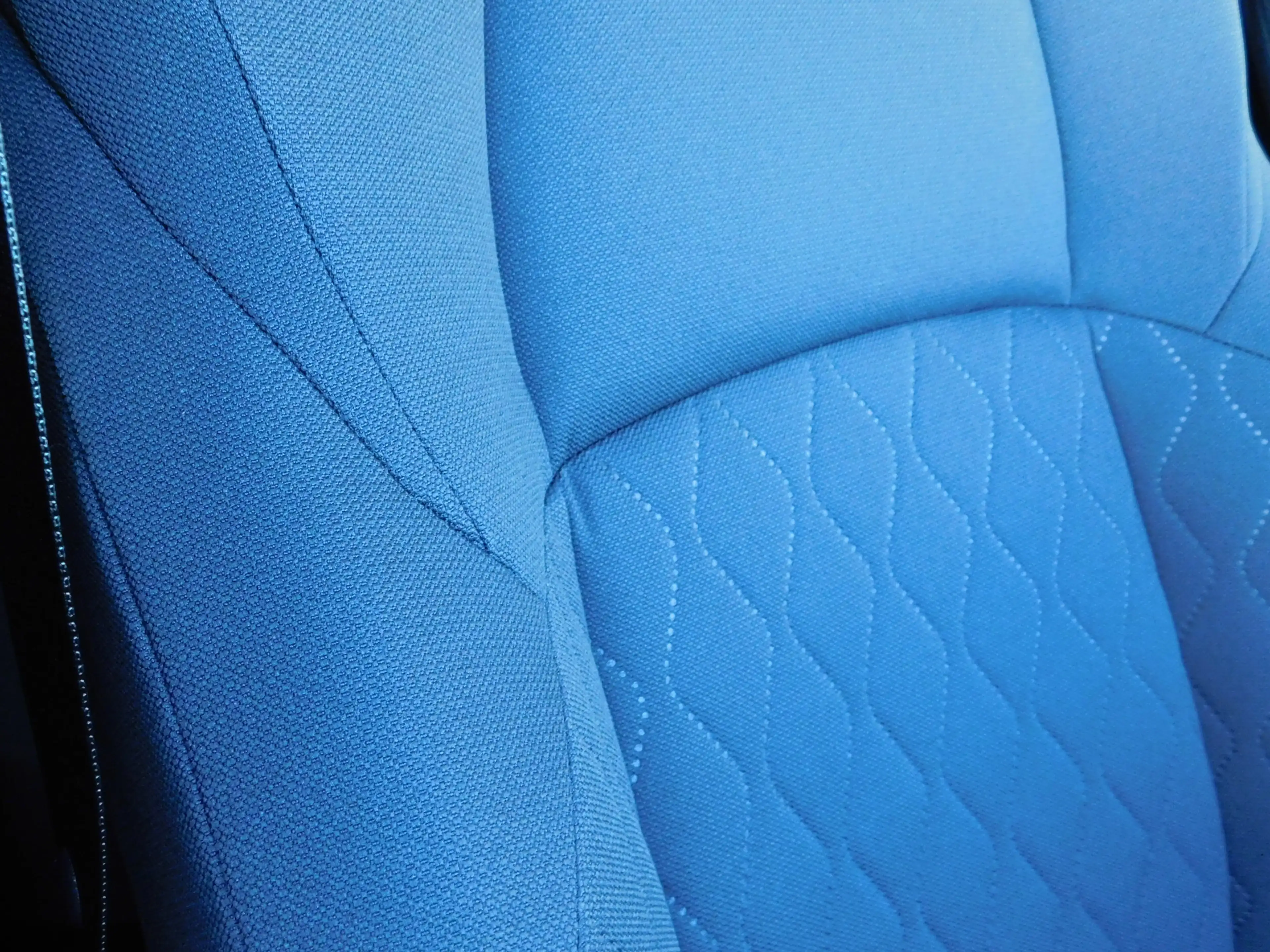 Toyota Corolla Cross Hybrid 180 Dynamic — photo 15