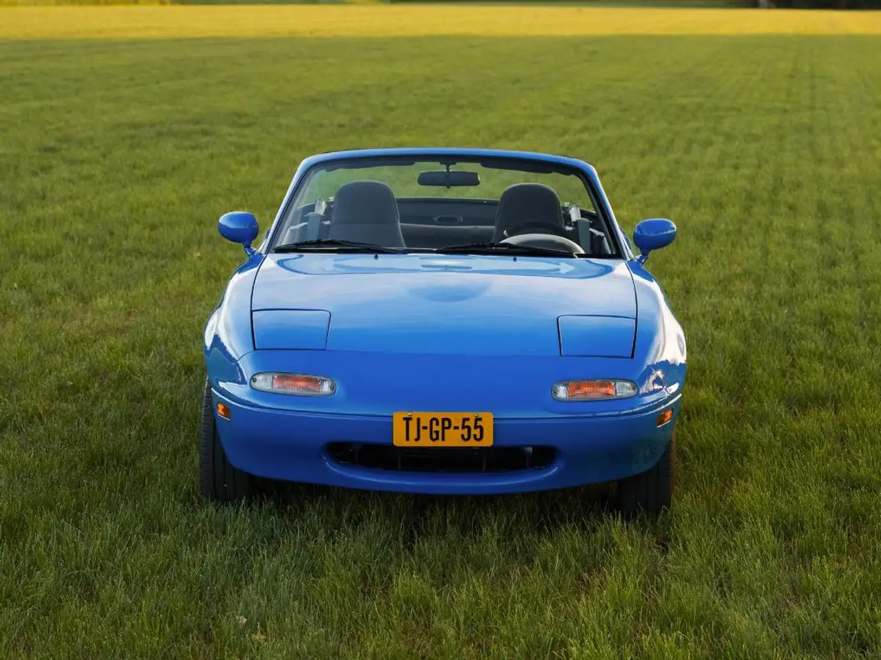 Mazda MX-5 1.6i-16V, foto 2