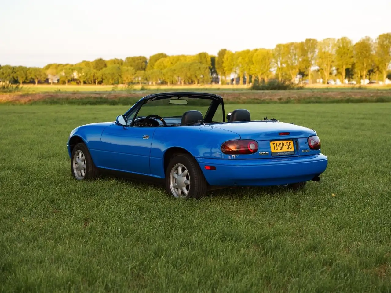 Mazda MX-5 1.6i-16V, foto 5