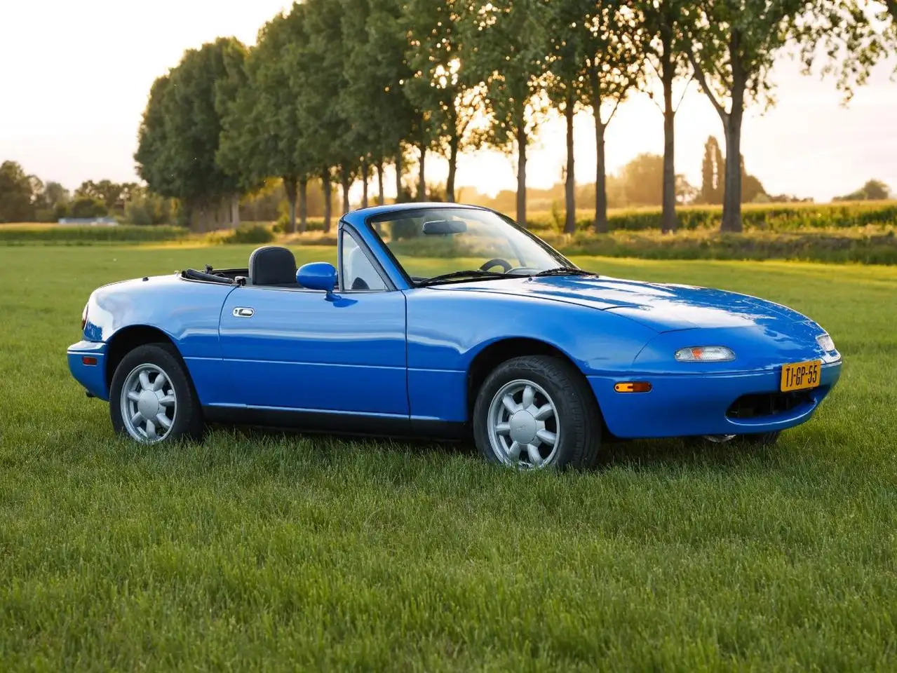 Mazda MX-5 1.6i-16V, foto 3