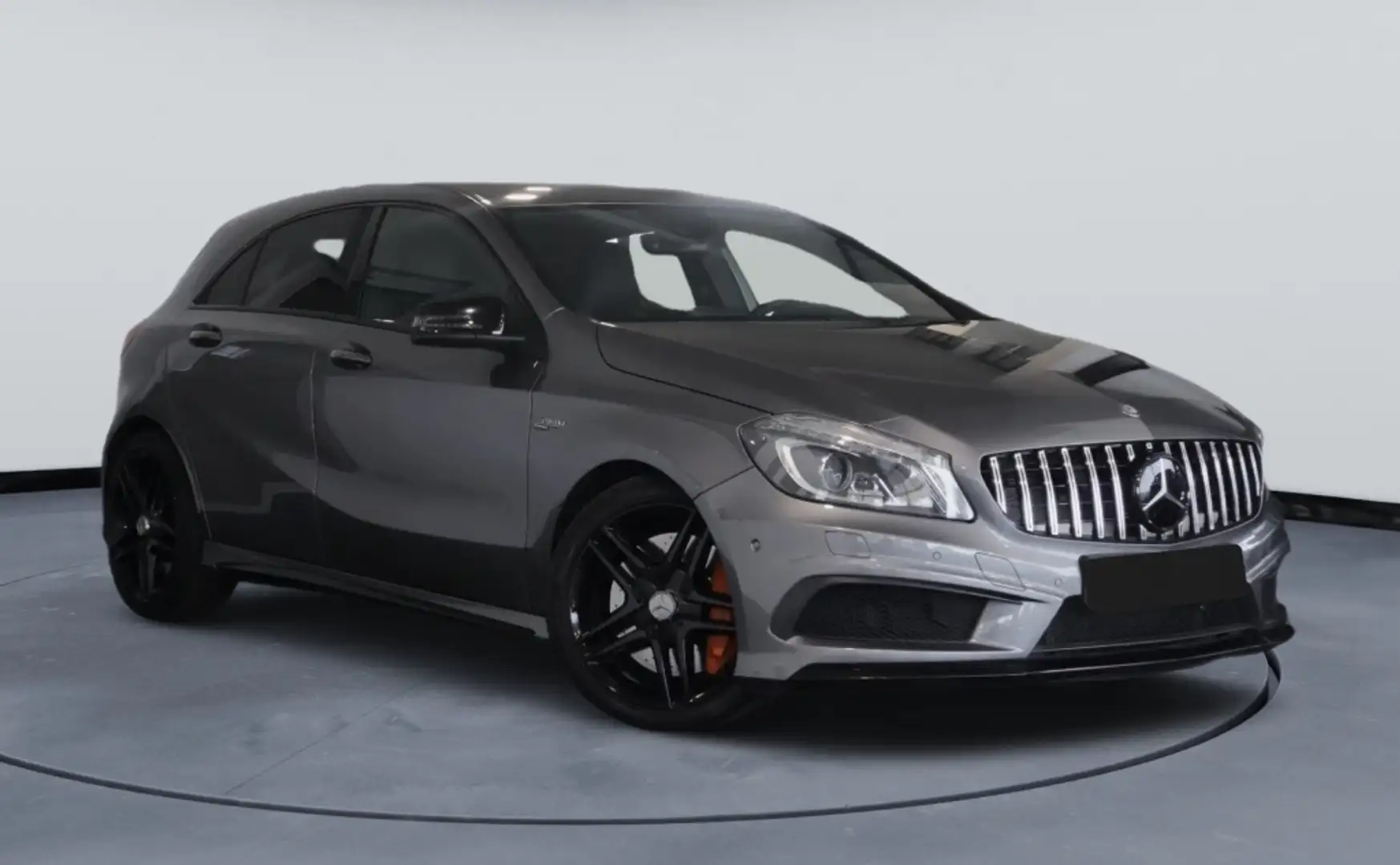 Mercedes-Benz A 45 AMG 4Matic 7G-DCT Gris - 2