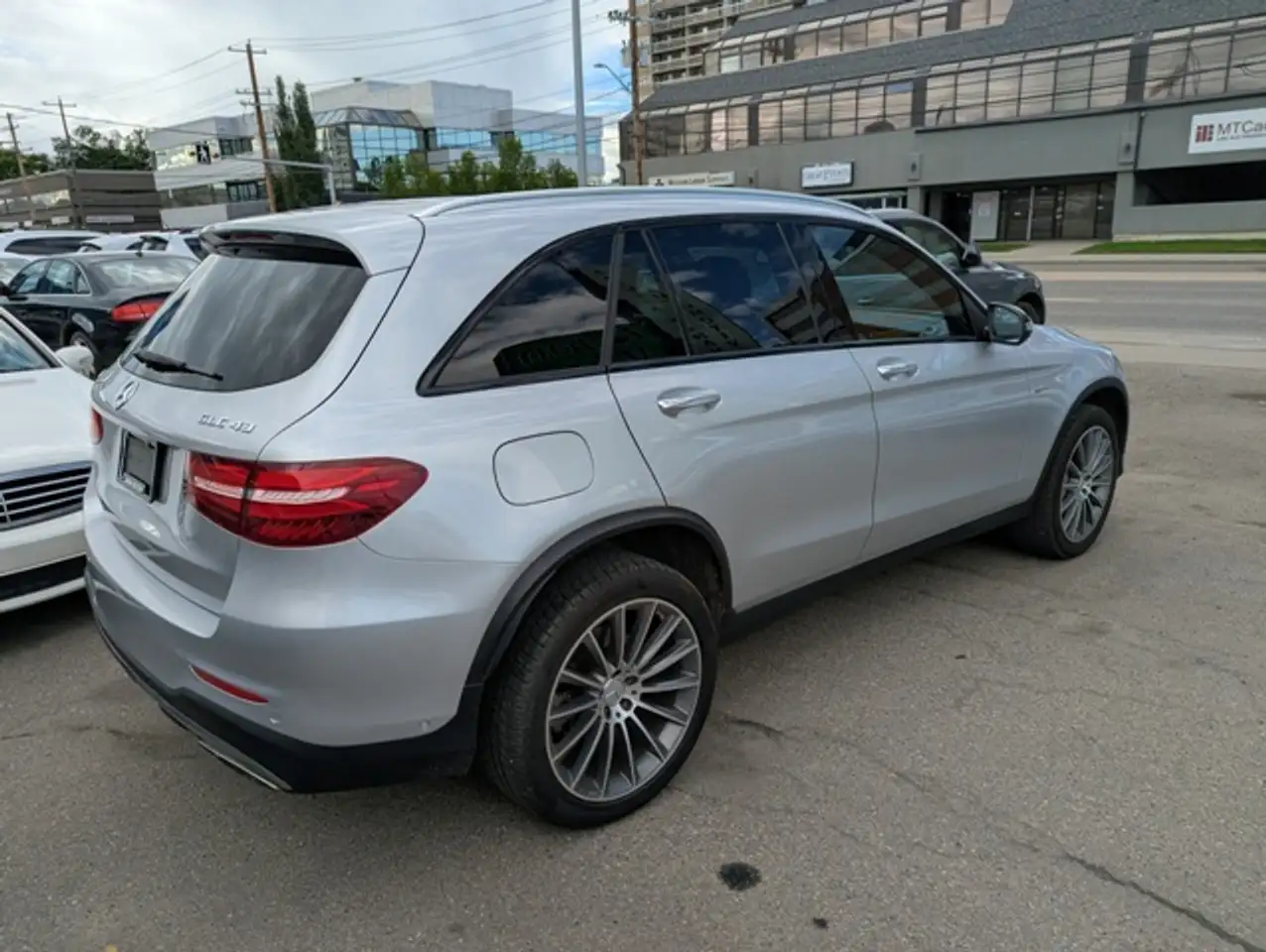 Mercedes-Benz GLC снимка Mercedes-Benz GLC