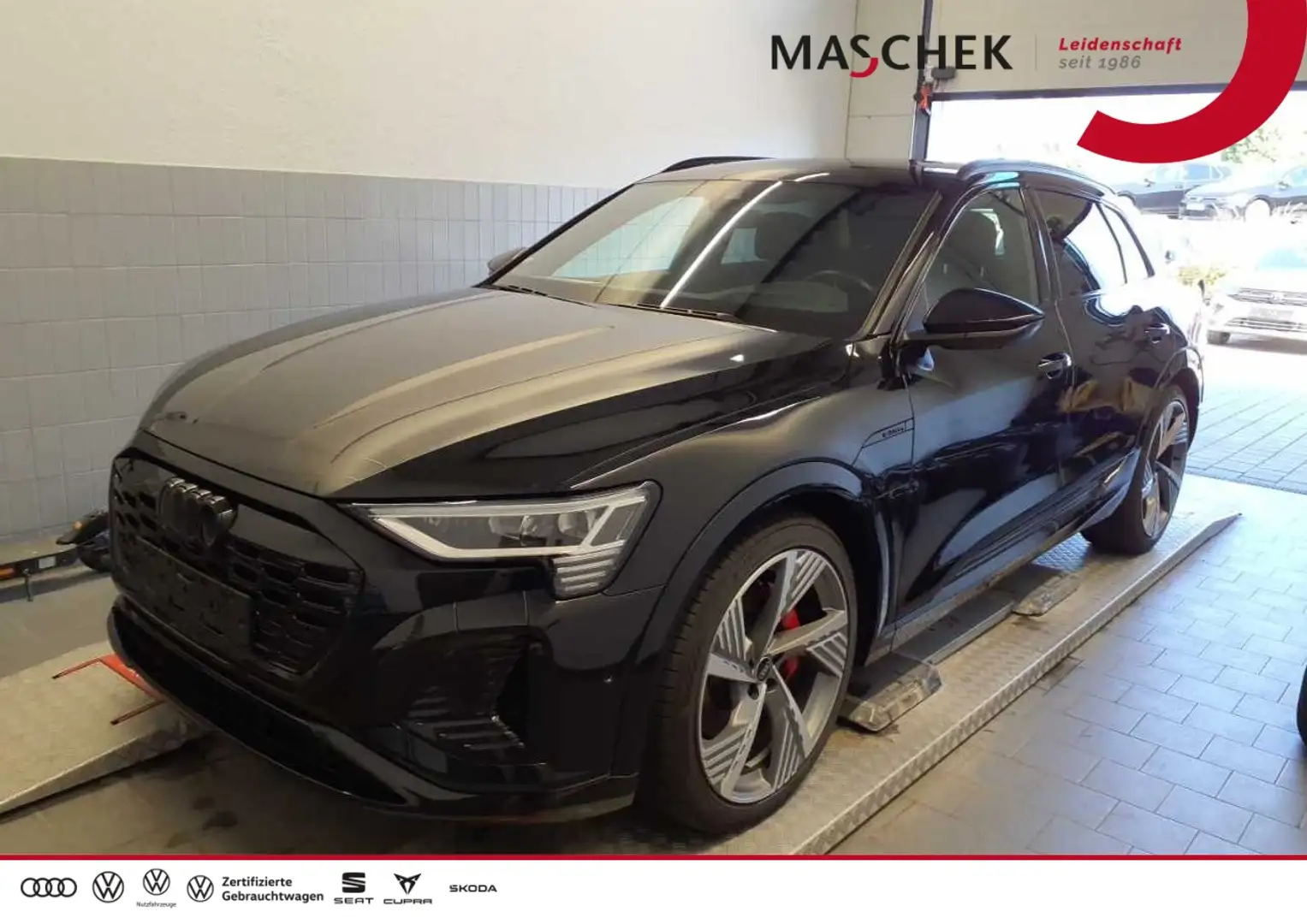 Audi Q8 e-tron S line 55 quat. Pano AHK B&O HUD Matrix 360 ° B&O Noir - 1