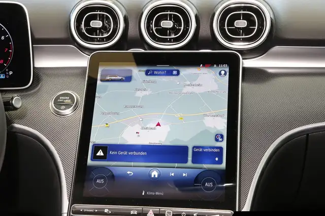 Mercedes-Benz C-Class view 11