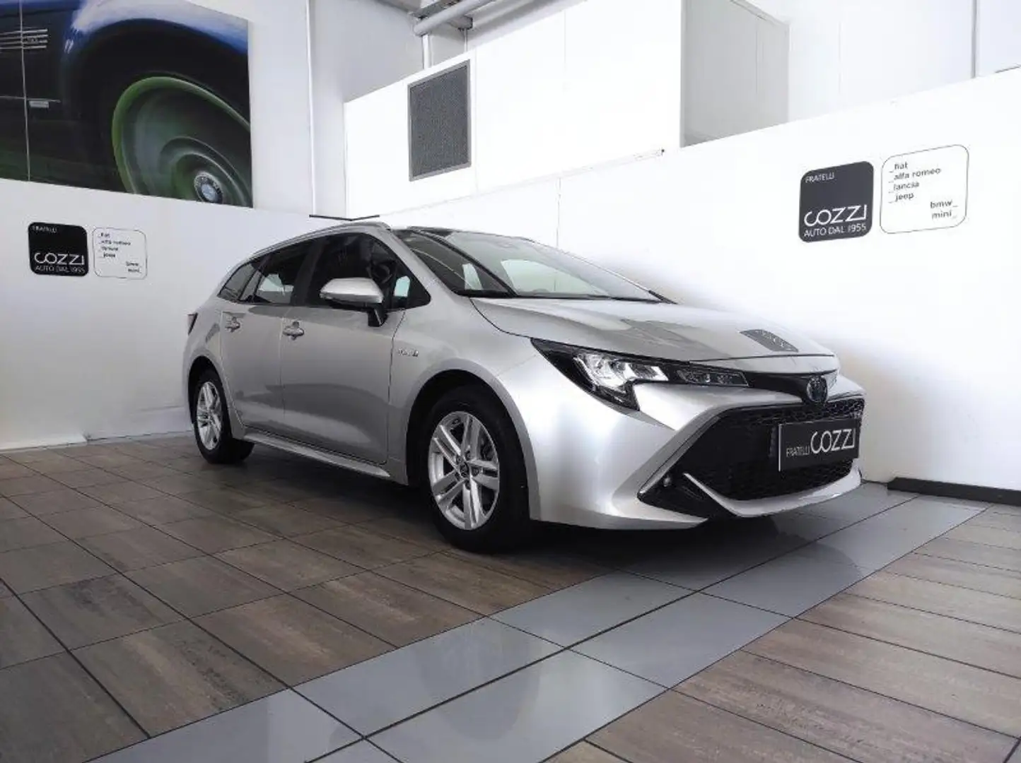 Toyota Corolla (2018-->) - Corolla Touring Sports 1.8 Hybrid Busi Argento - 1